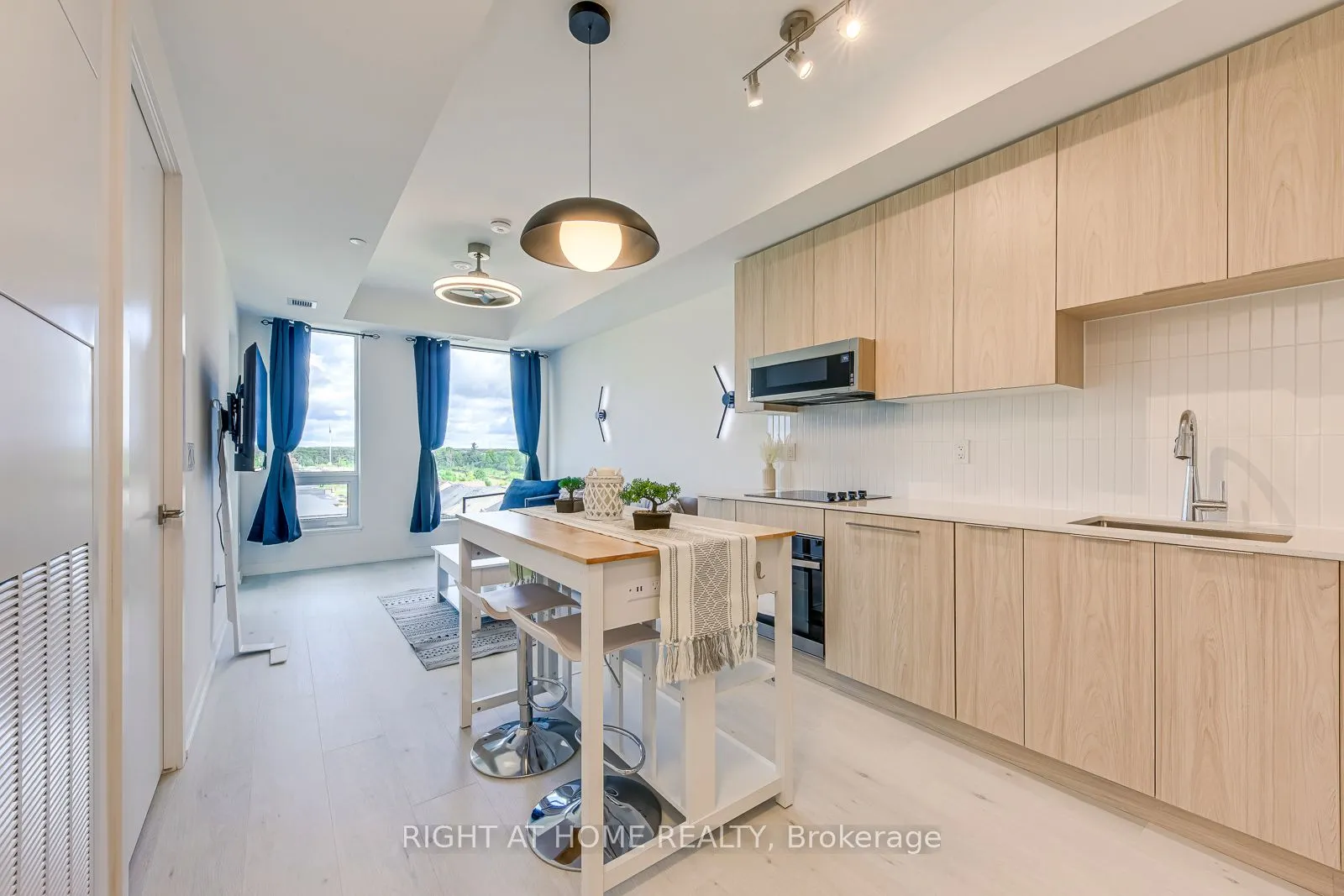 2501 Saw Whet Boulevard, #538