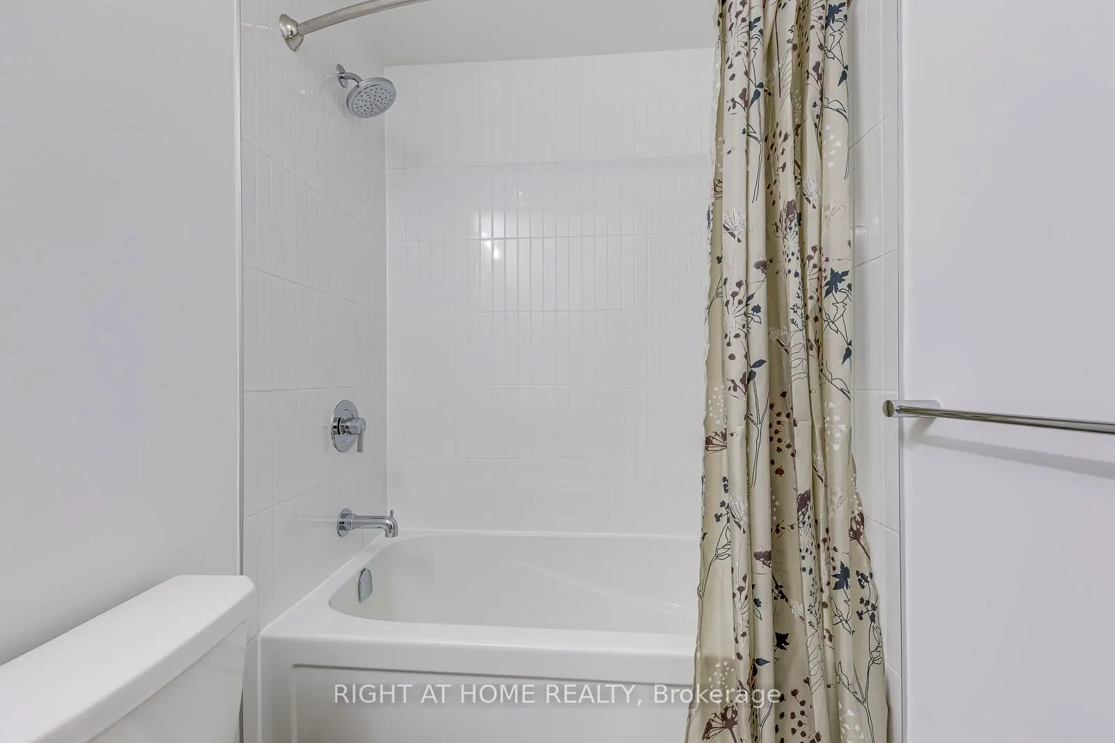 2501 Saw Whet Boulevard, #538
