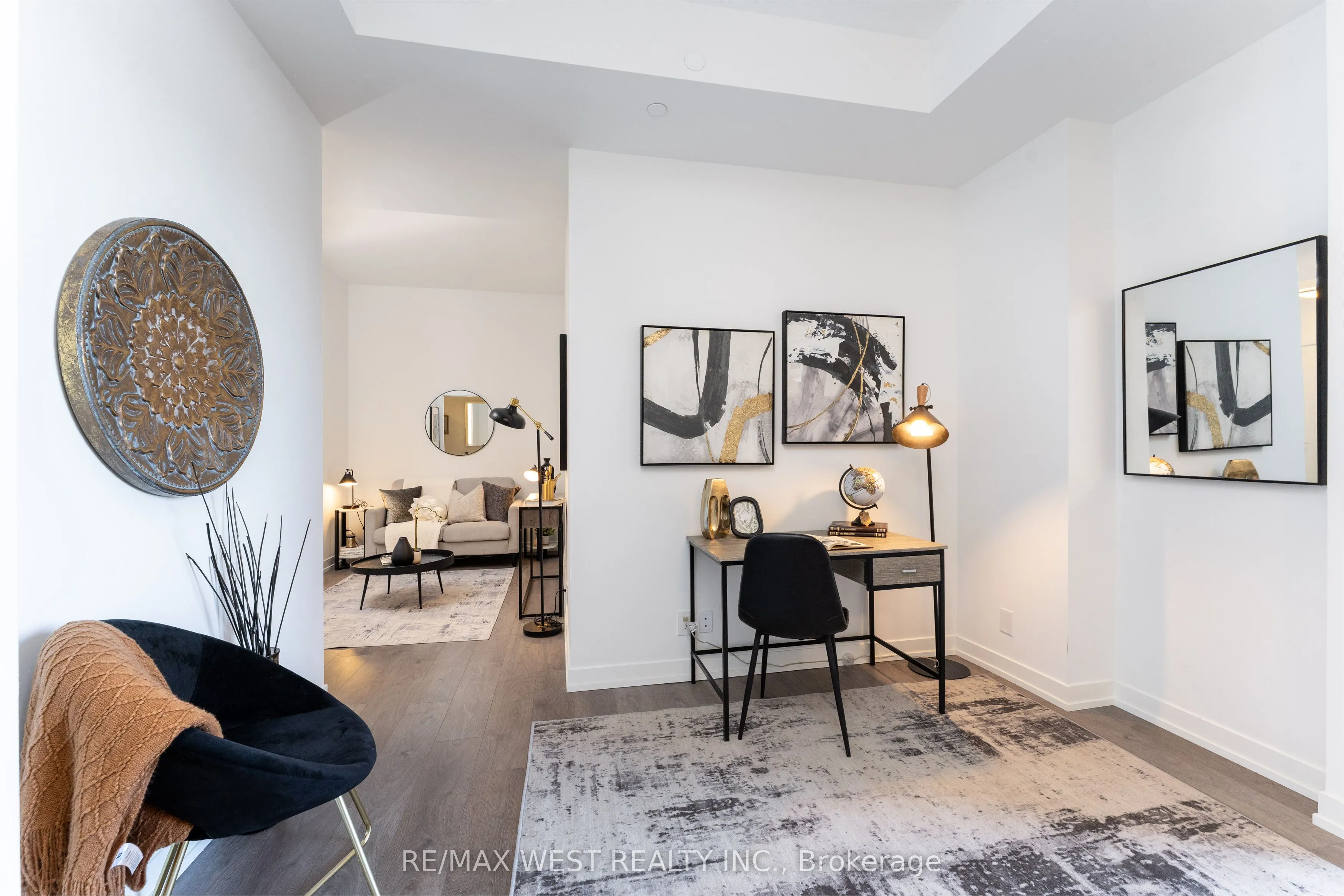 270 Dufferin Street, #413