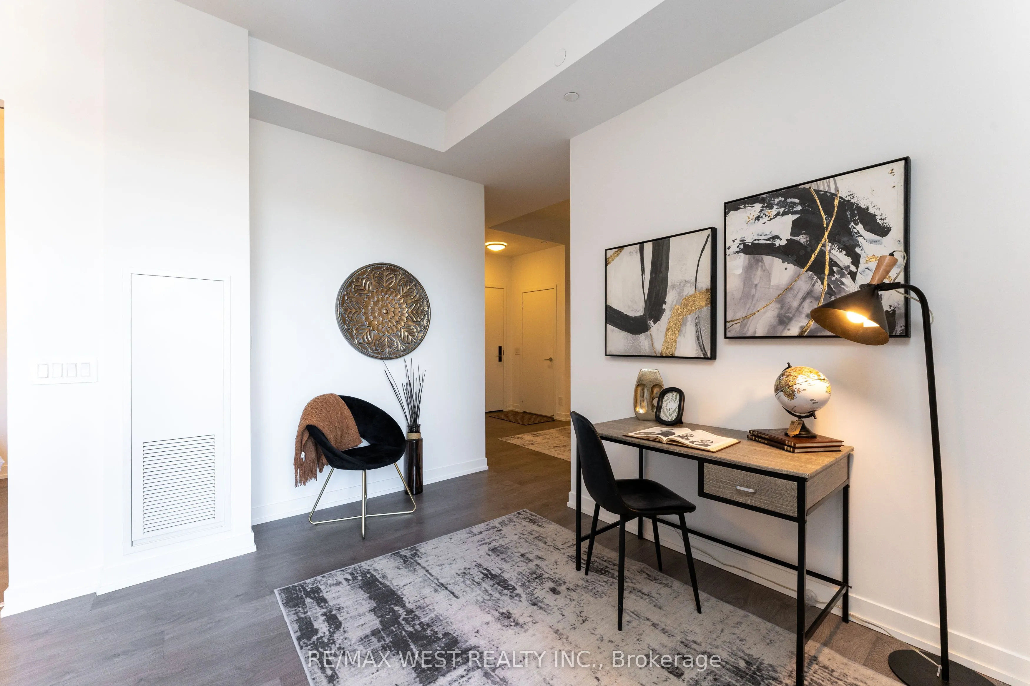 270 Dufferin Street, #413
