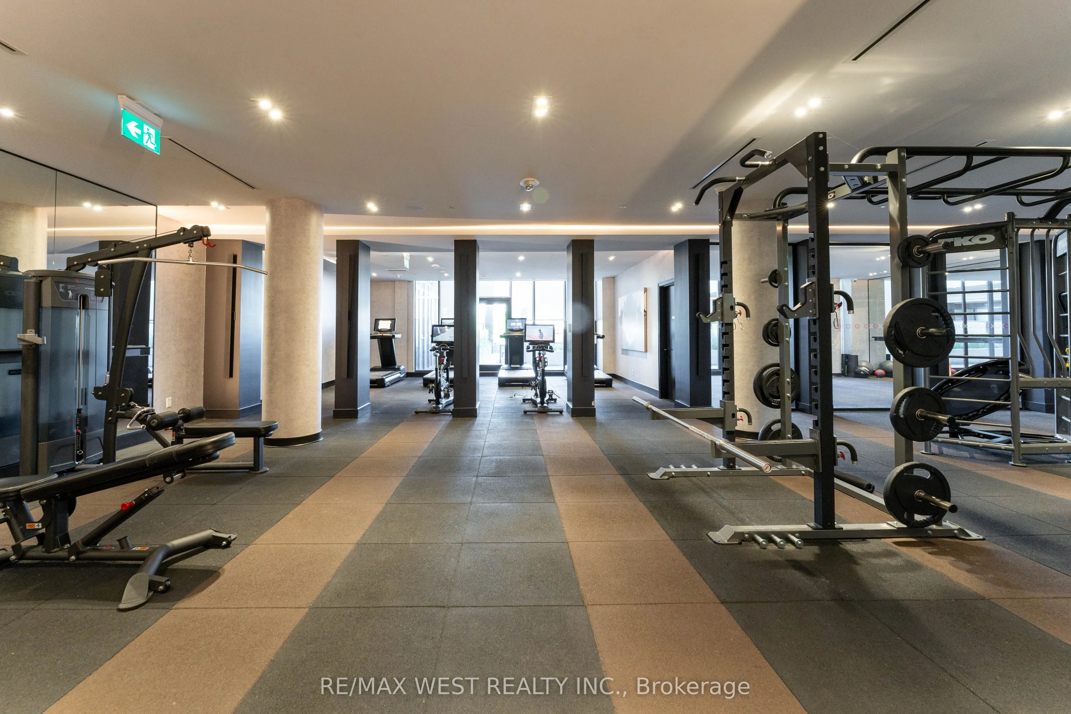 270 Dufferin Street, #413