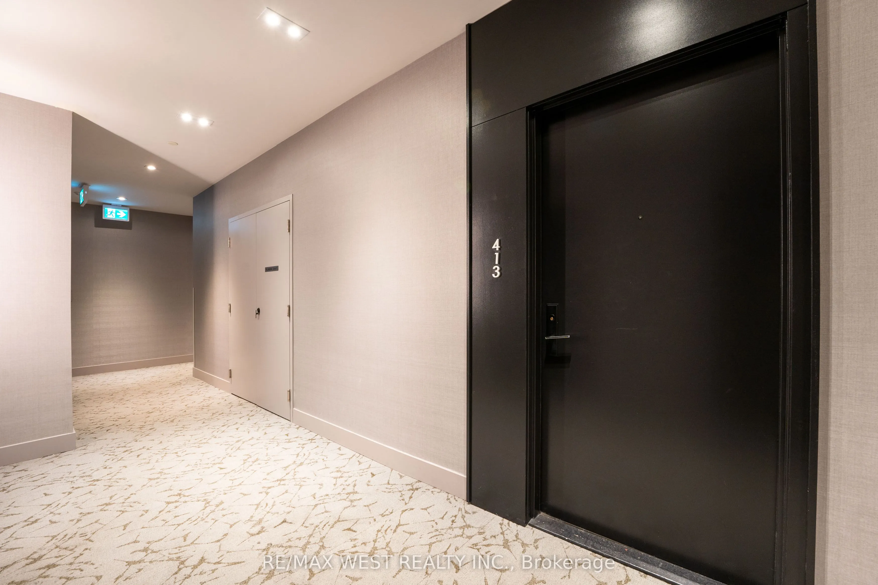 270 Dufferin Street, #413