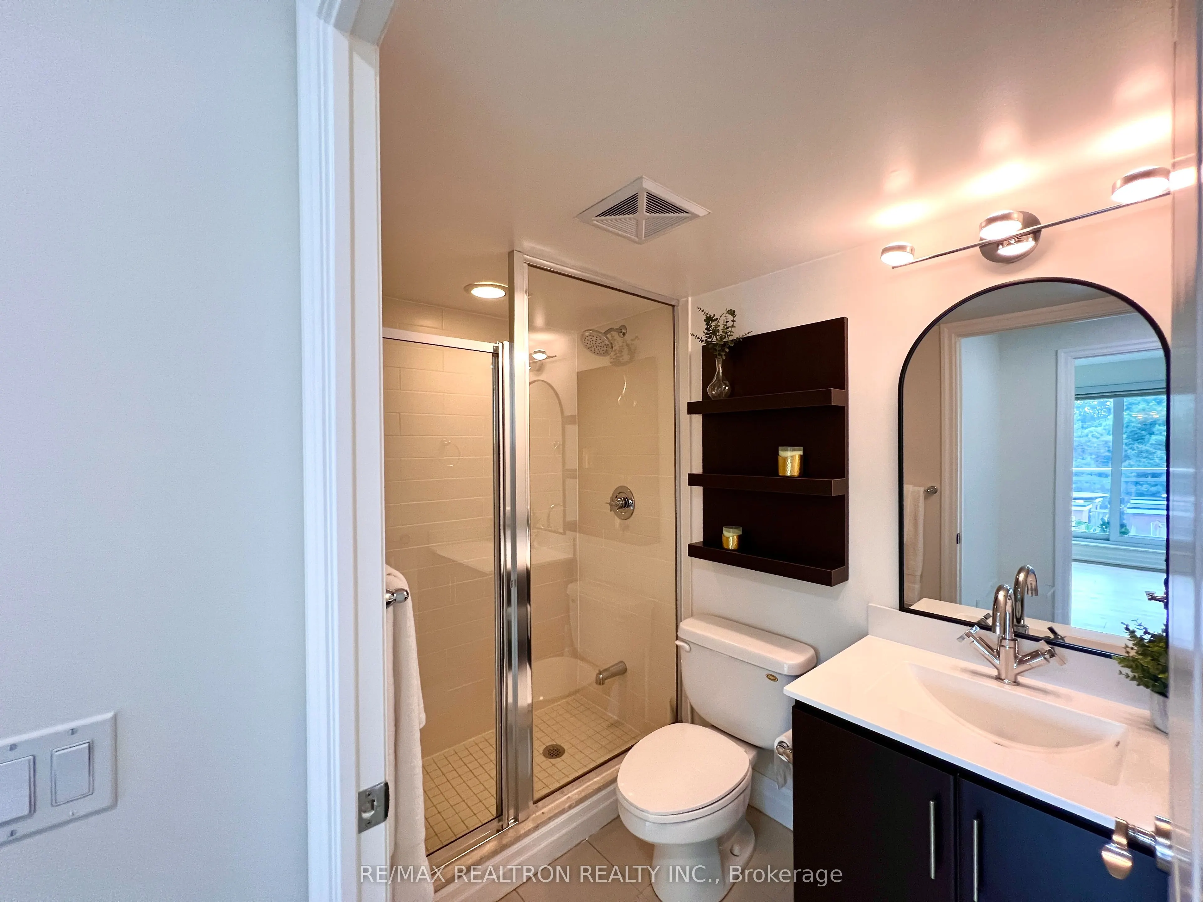 20 Gothic Avenue, #309