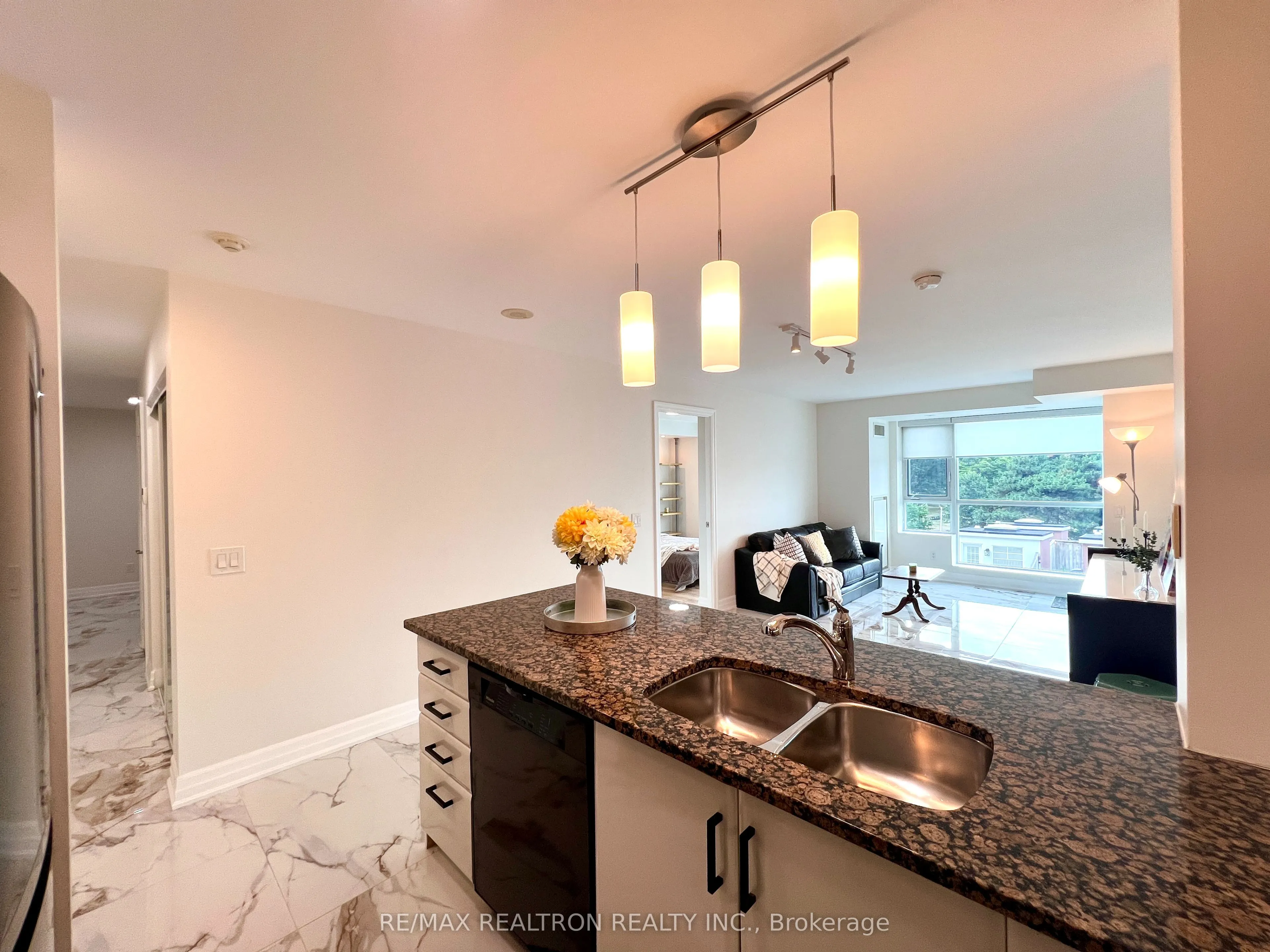 20 Gothic Avenue, #309
