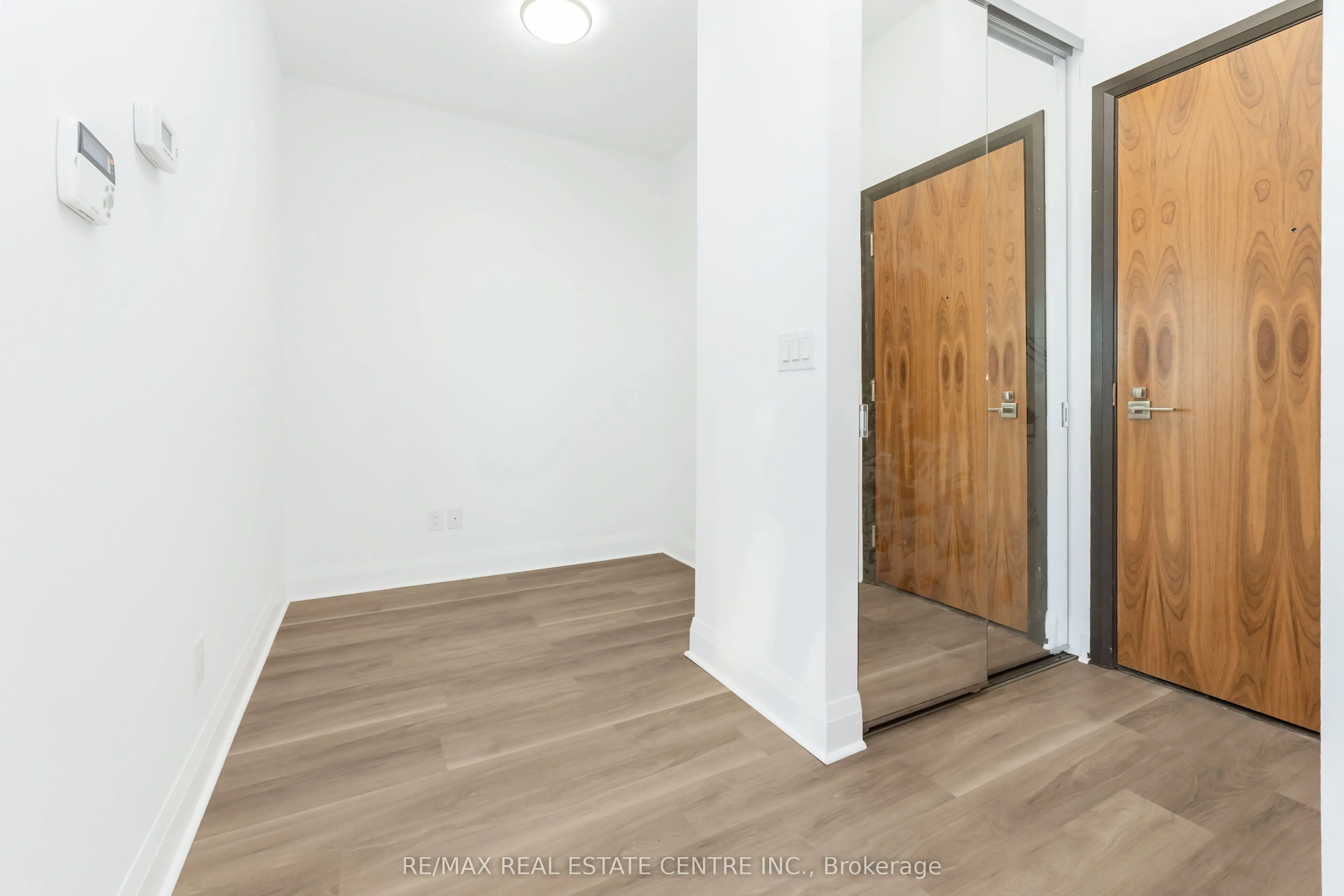 36 Park Lawn Road, #2209