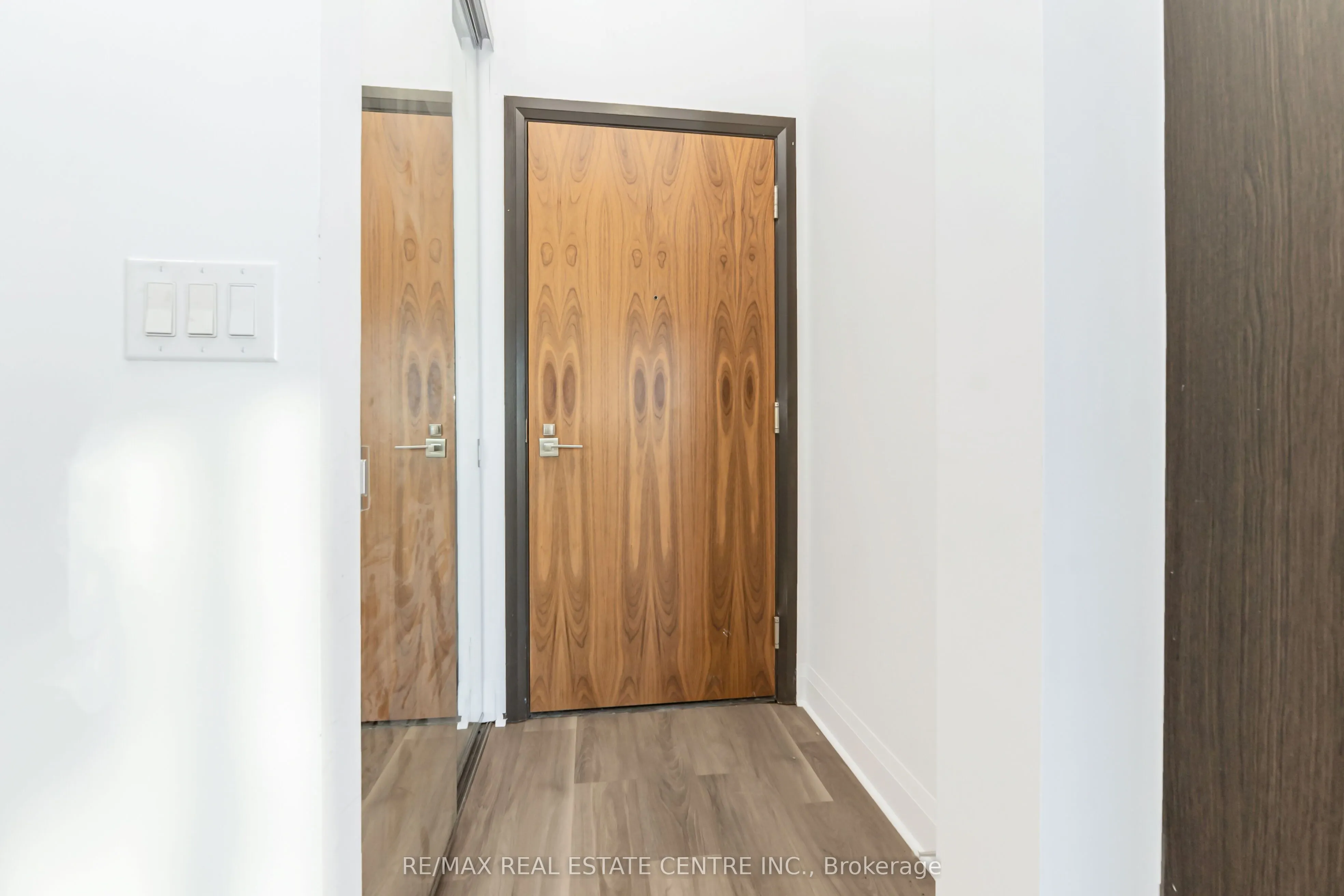 36 Park Lawn Road, #2209