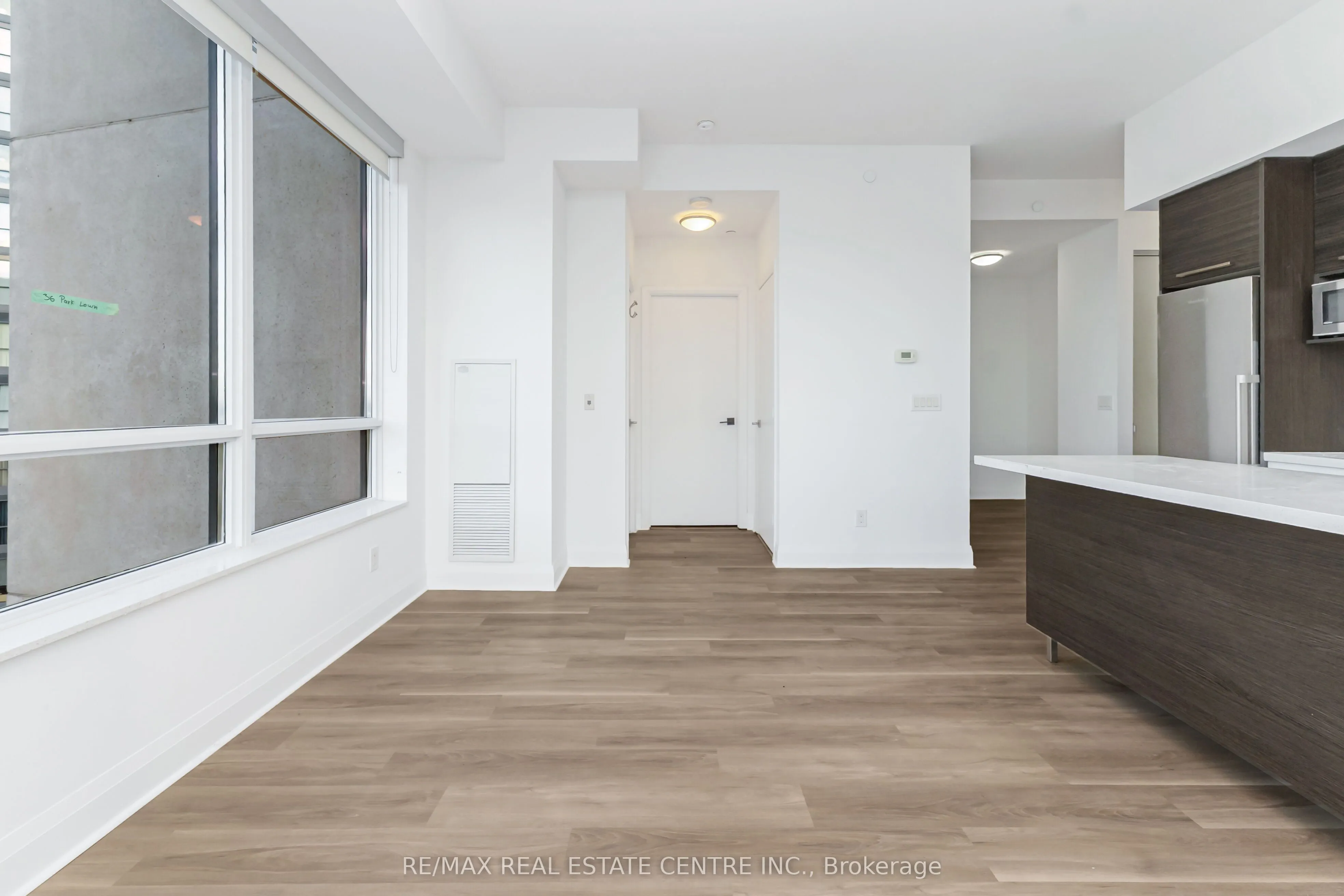 36 Park Lawn Road, #2209