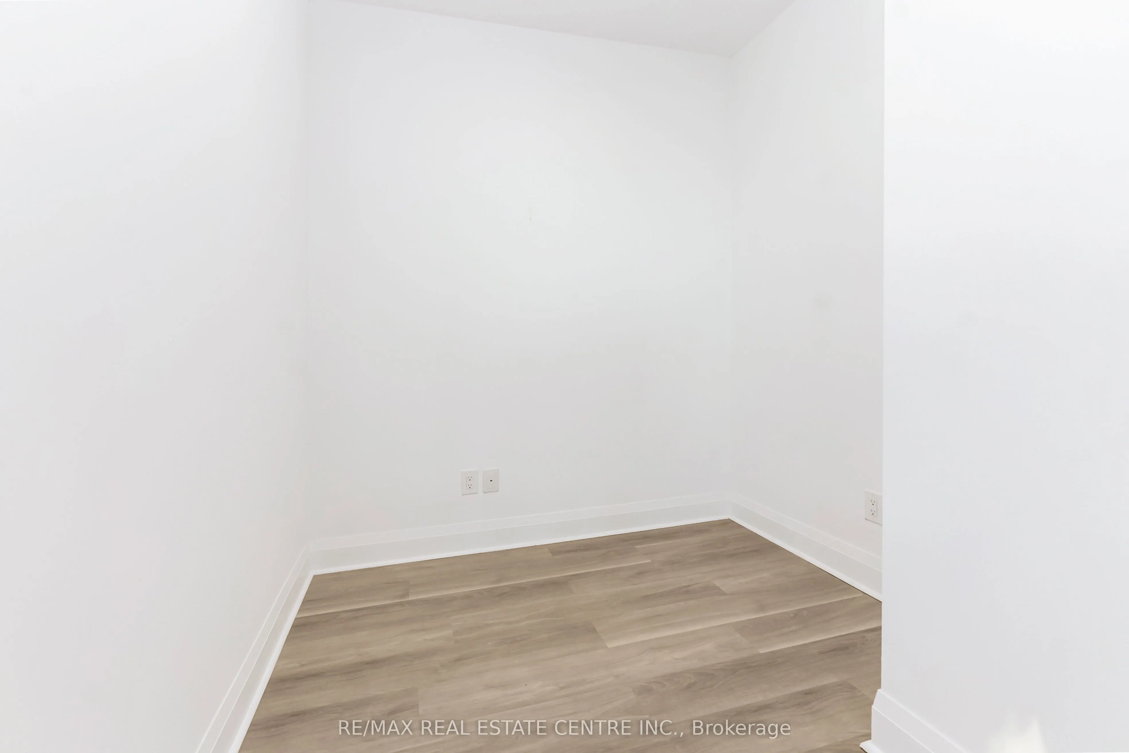 36 Park Lawn Road, #2209