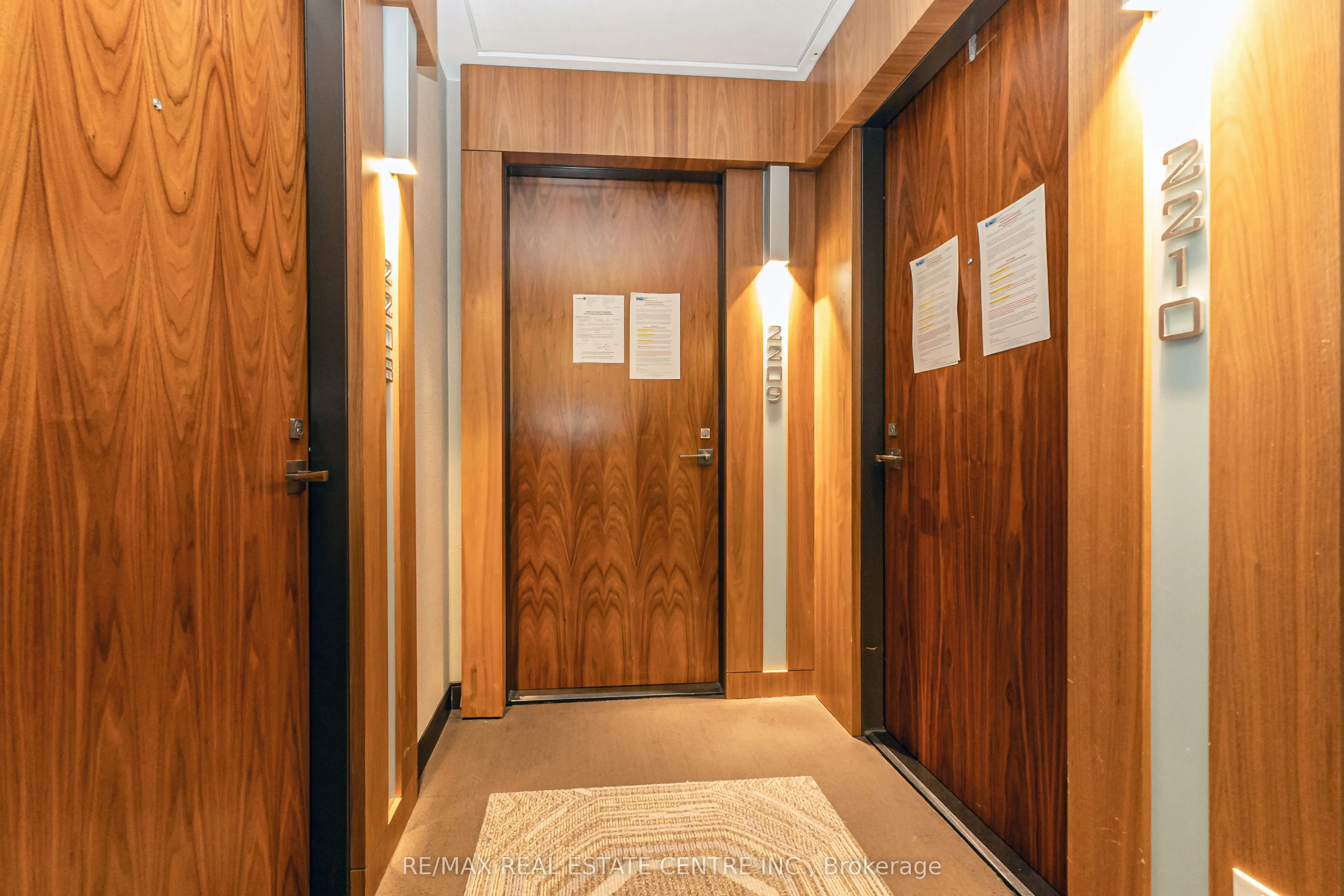36 Park Lawn Road, #2209
