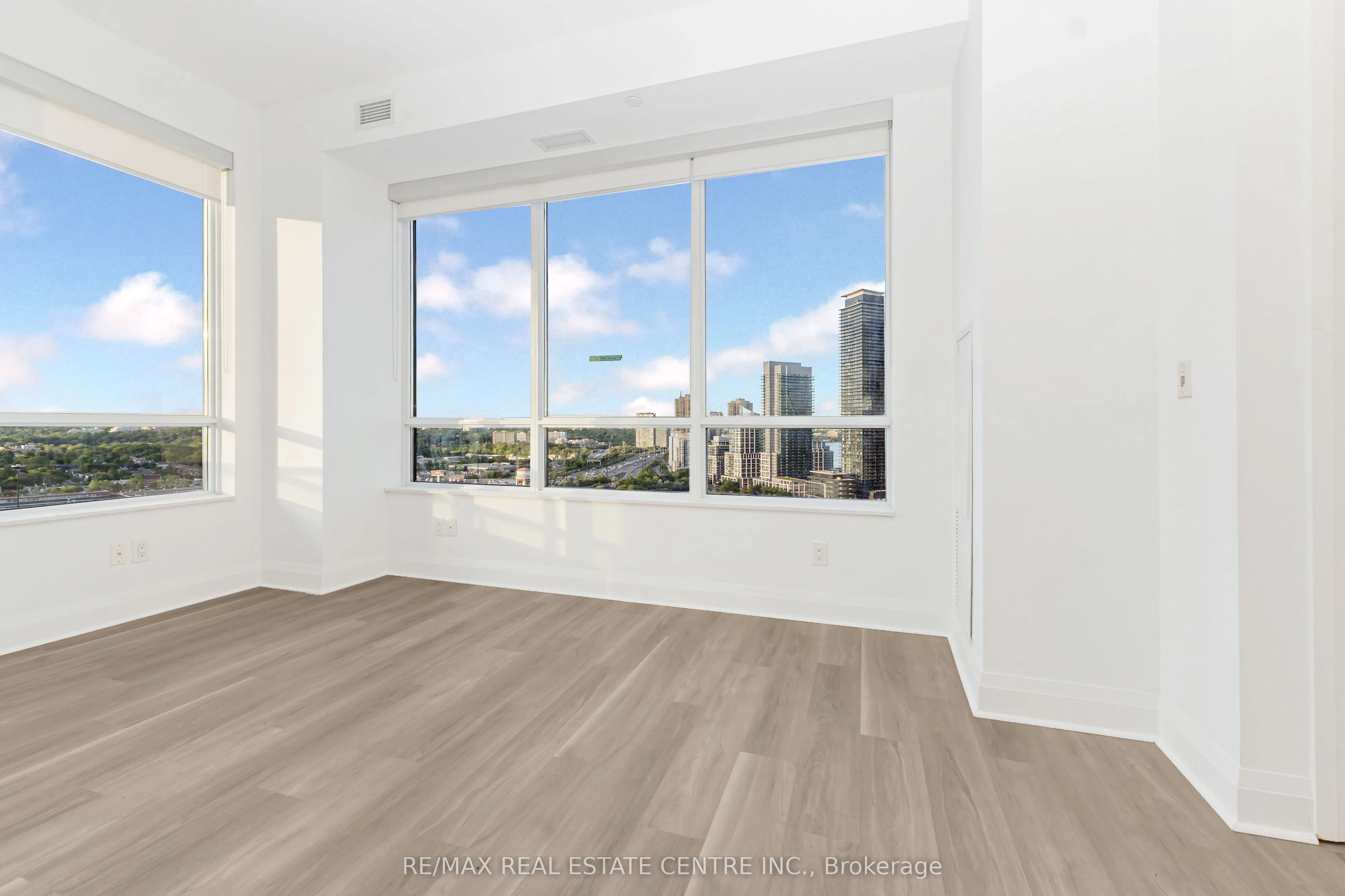 36 Park Lawn Road, #2209