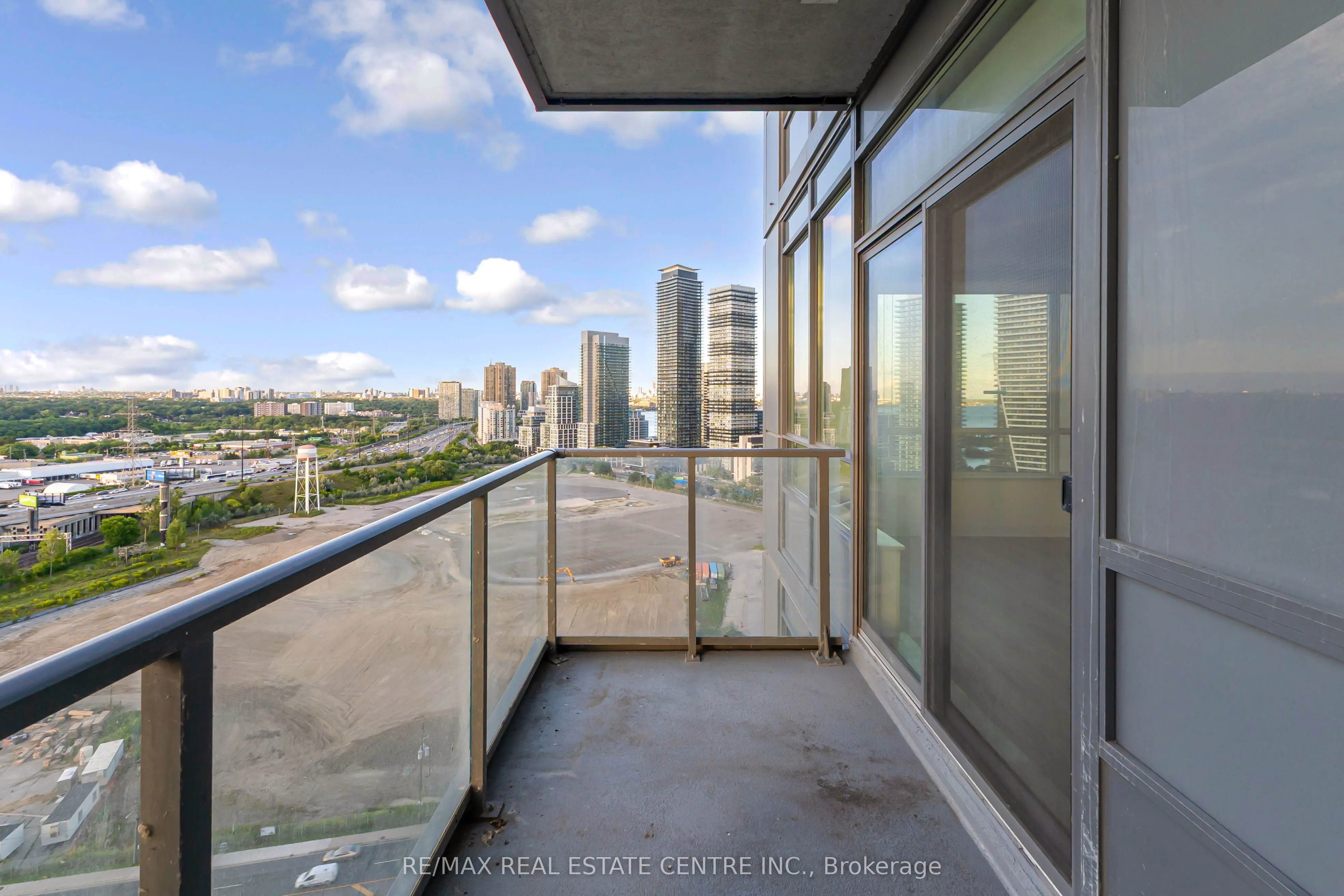 36 Park Lawn Road, #2209