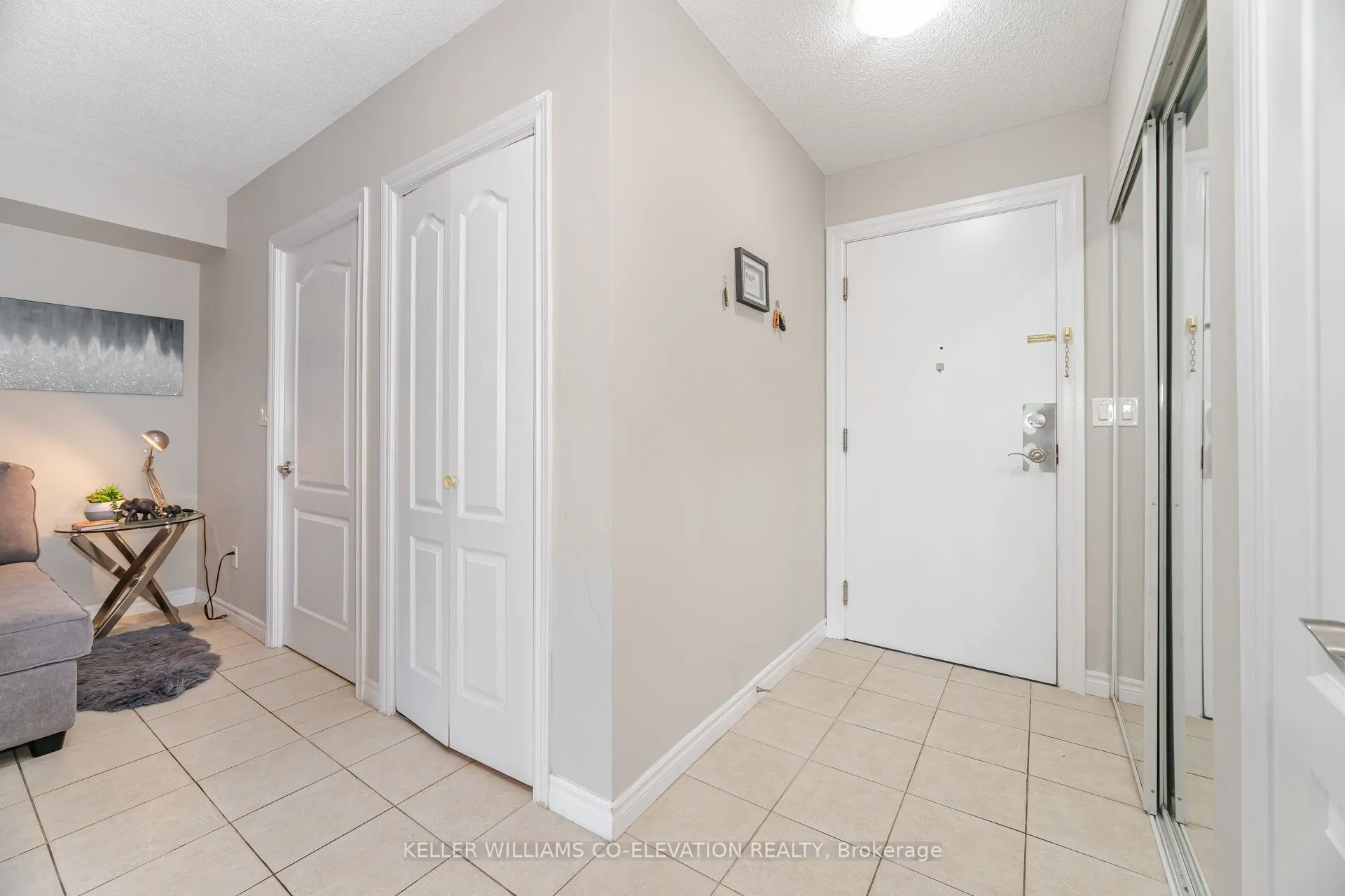 2088 Lawrence Avenue W, #410