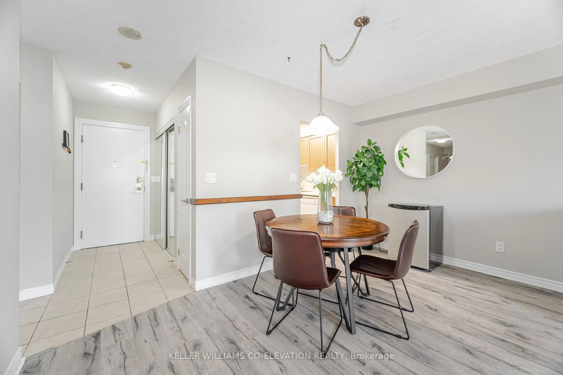 2088 Lawrence Avenue W, #410