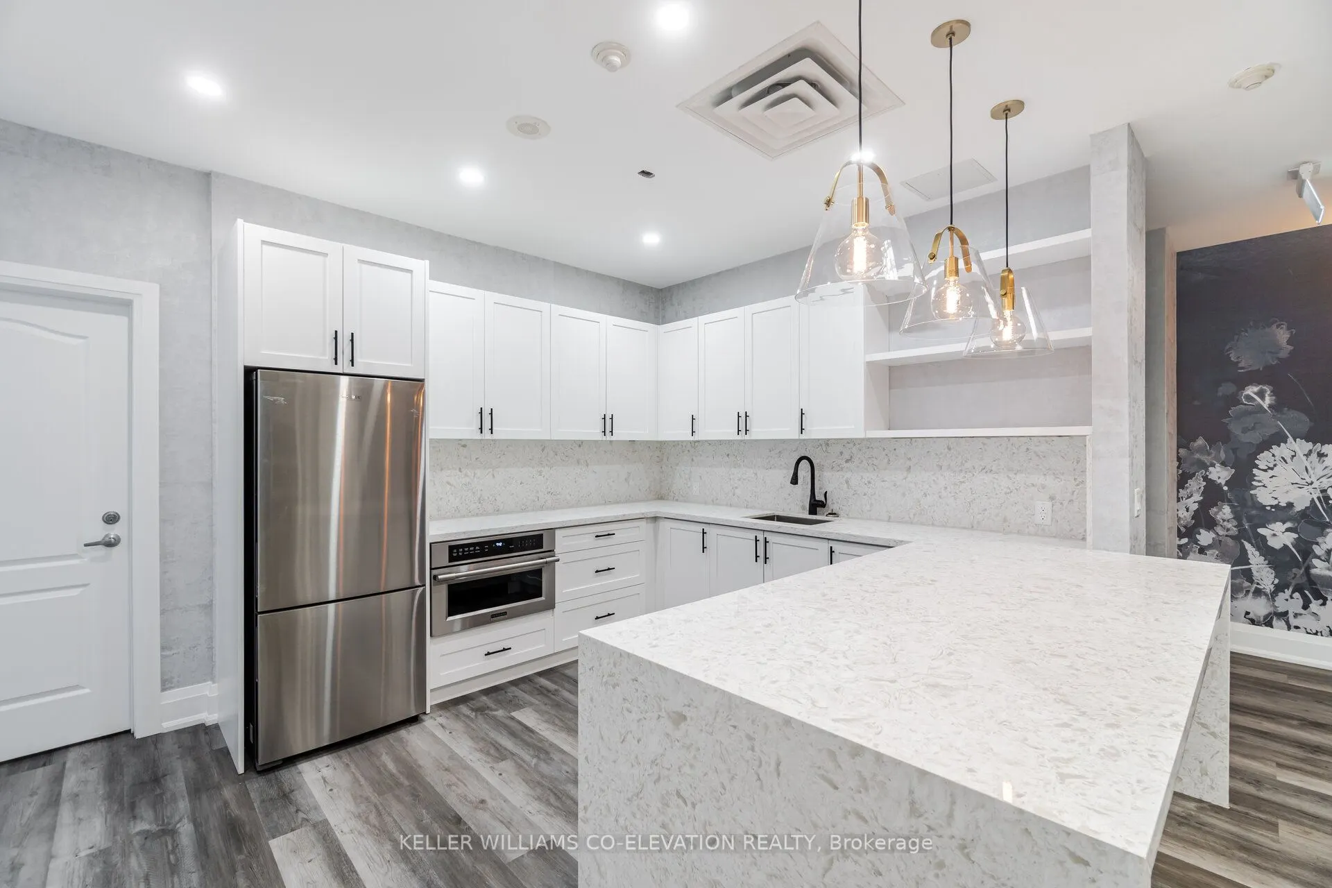 2088 Lawrence Avenue W, #410