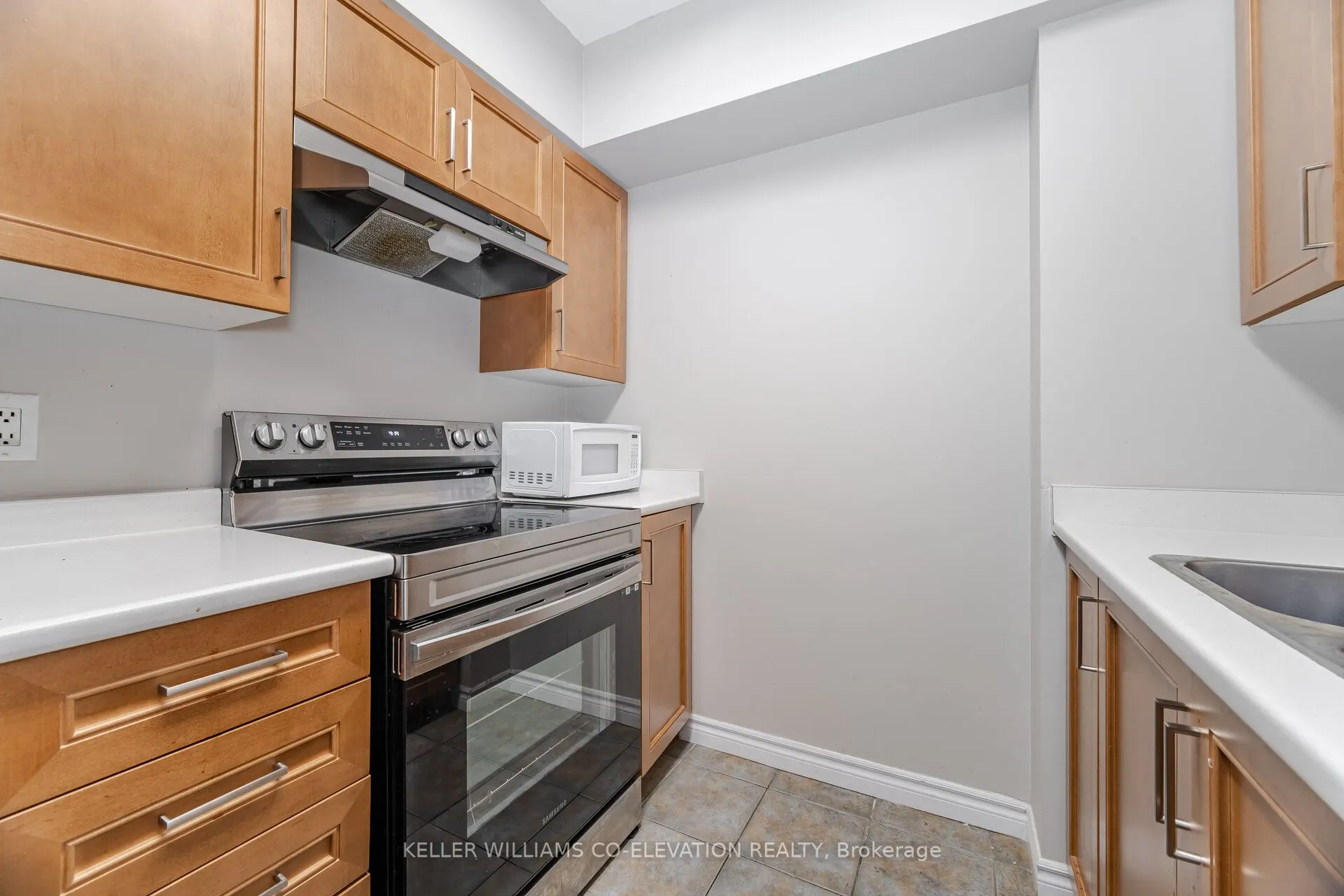 2088 Lawrence Avenue W, #410