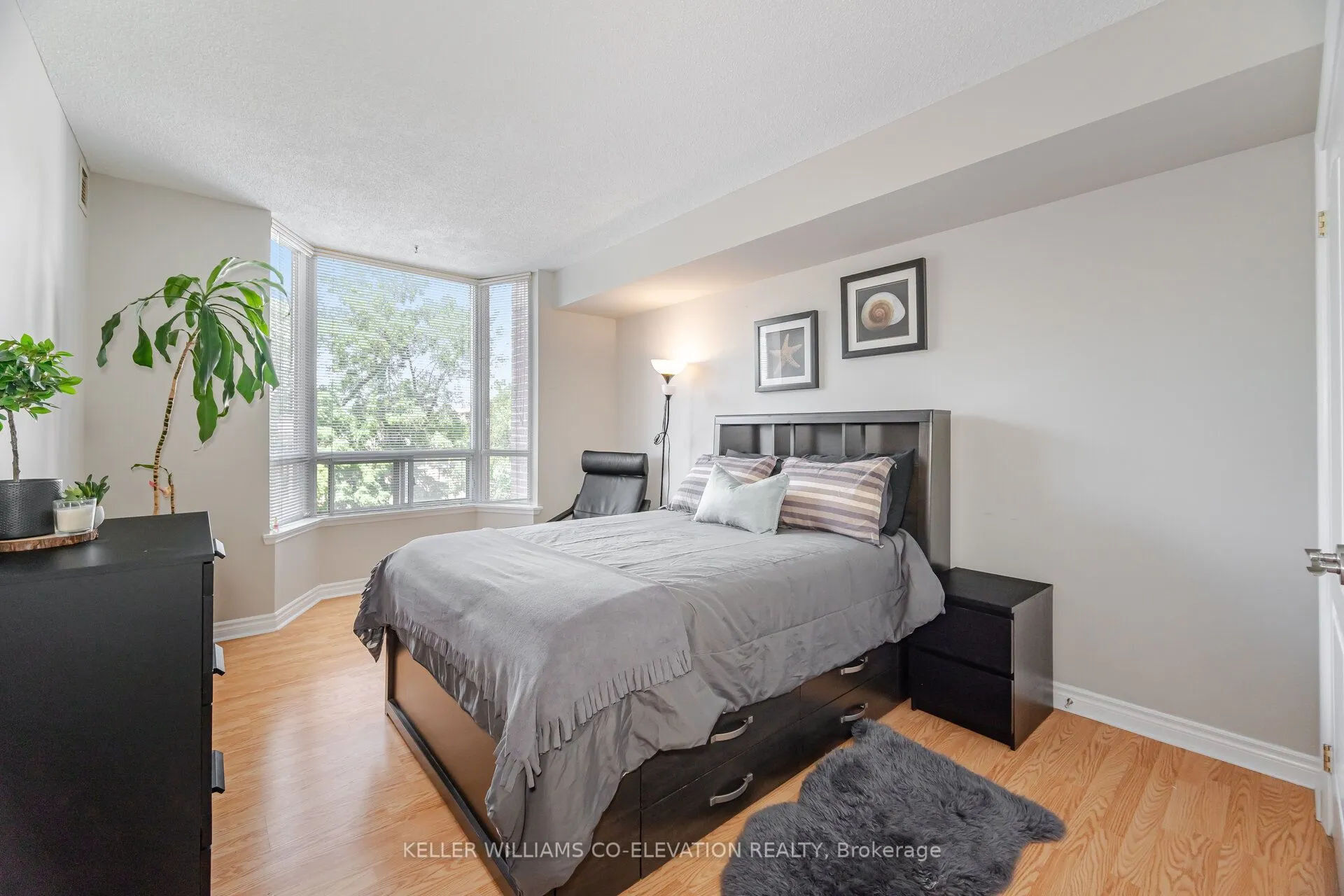 2088 Lawrence Avenue W, #410