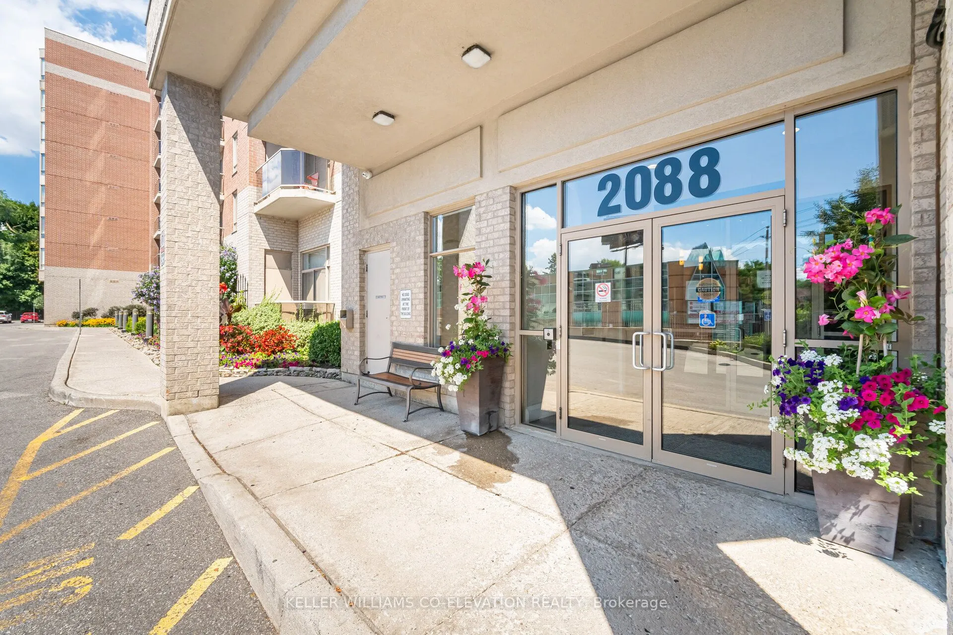 2088 Lawrence Avenue W, #410