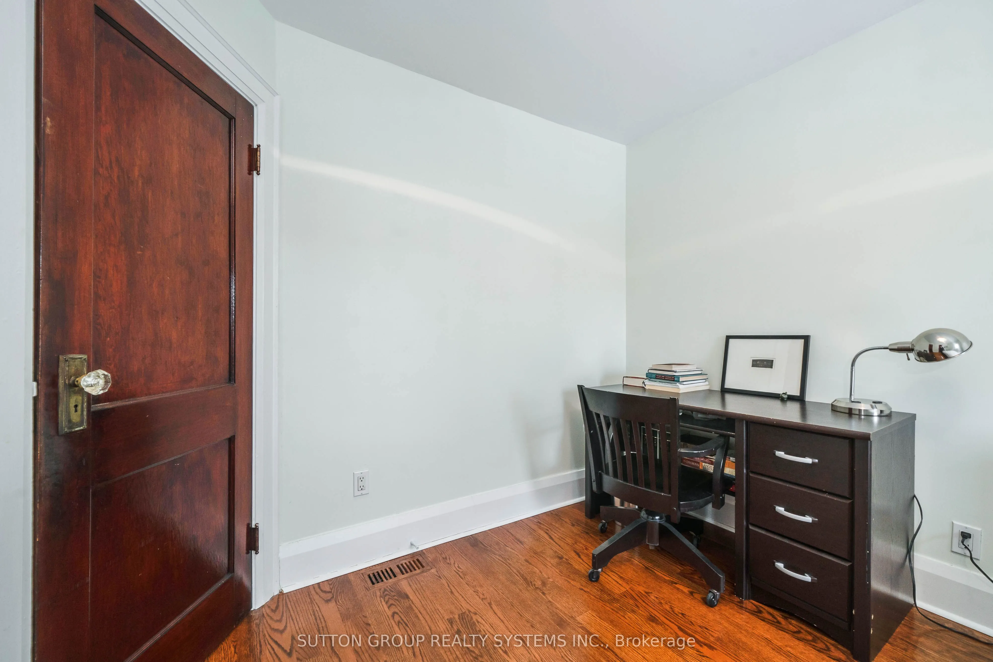 42 Runnymede Road