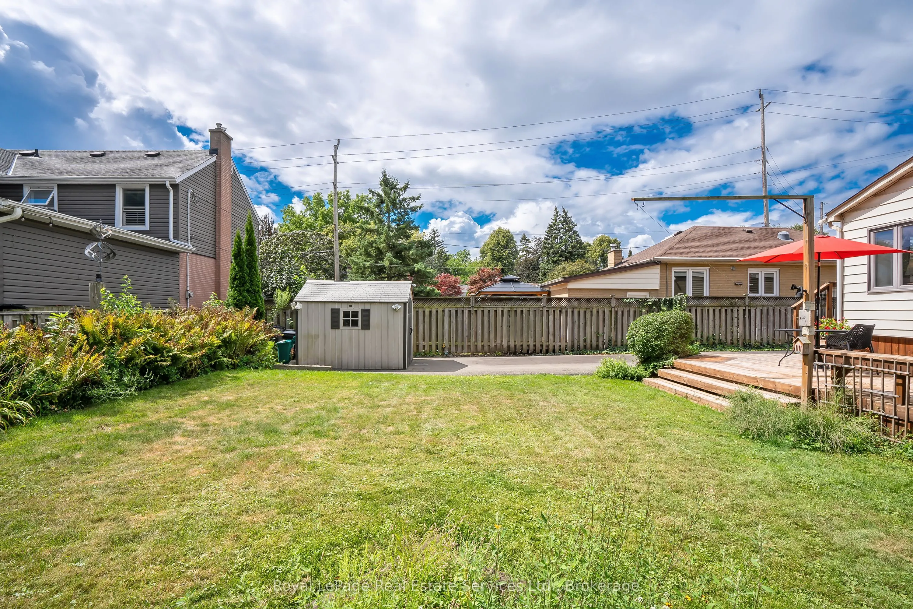 2260 New Street
