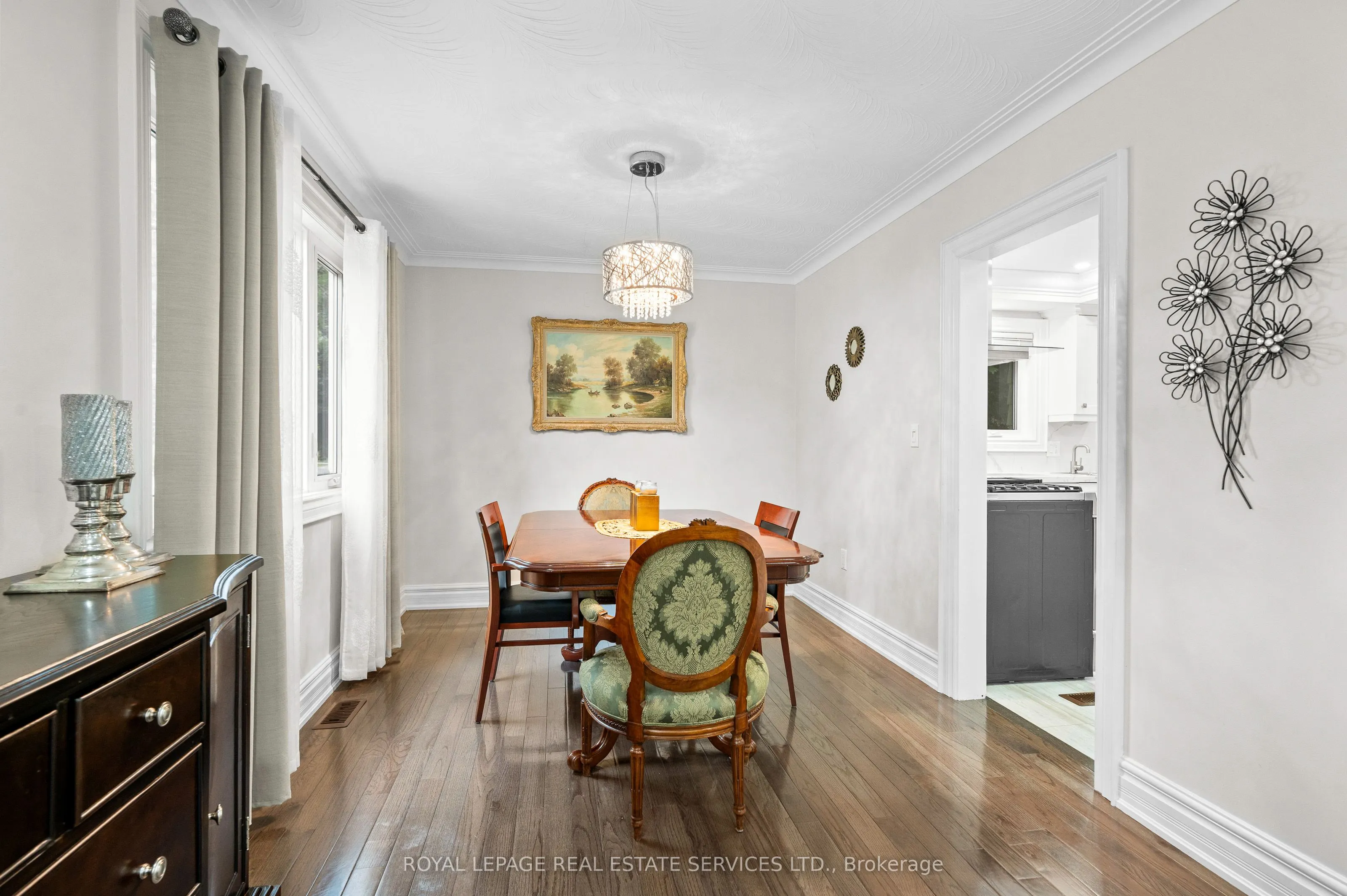 23 Hillside Drive