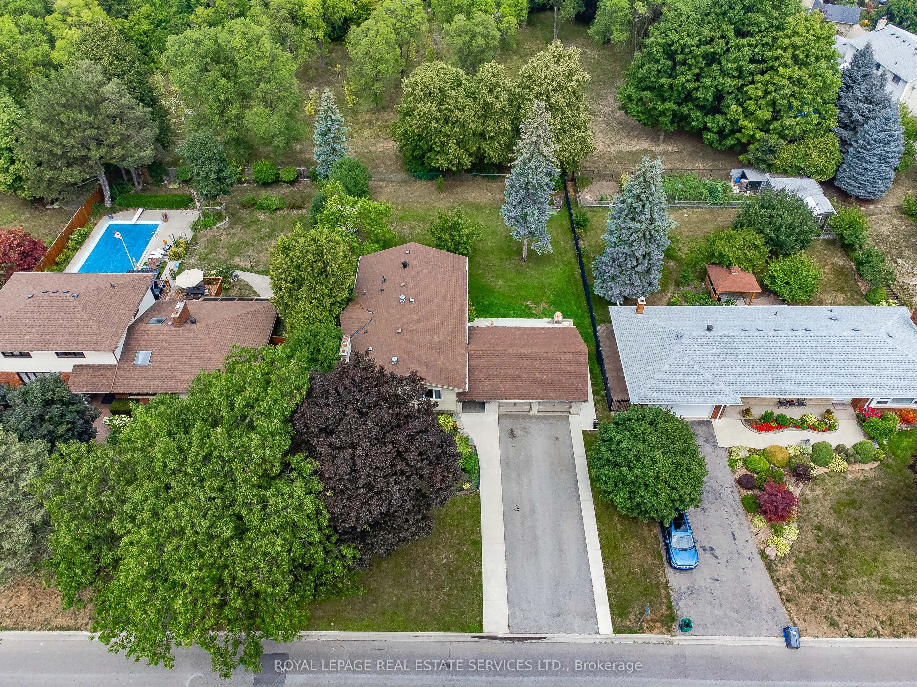 23 Hillside Drive