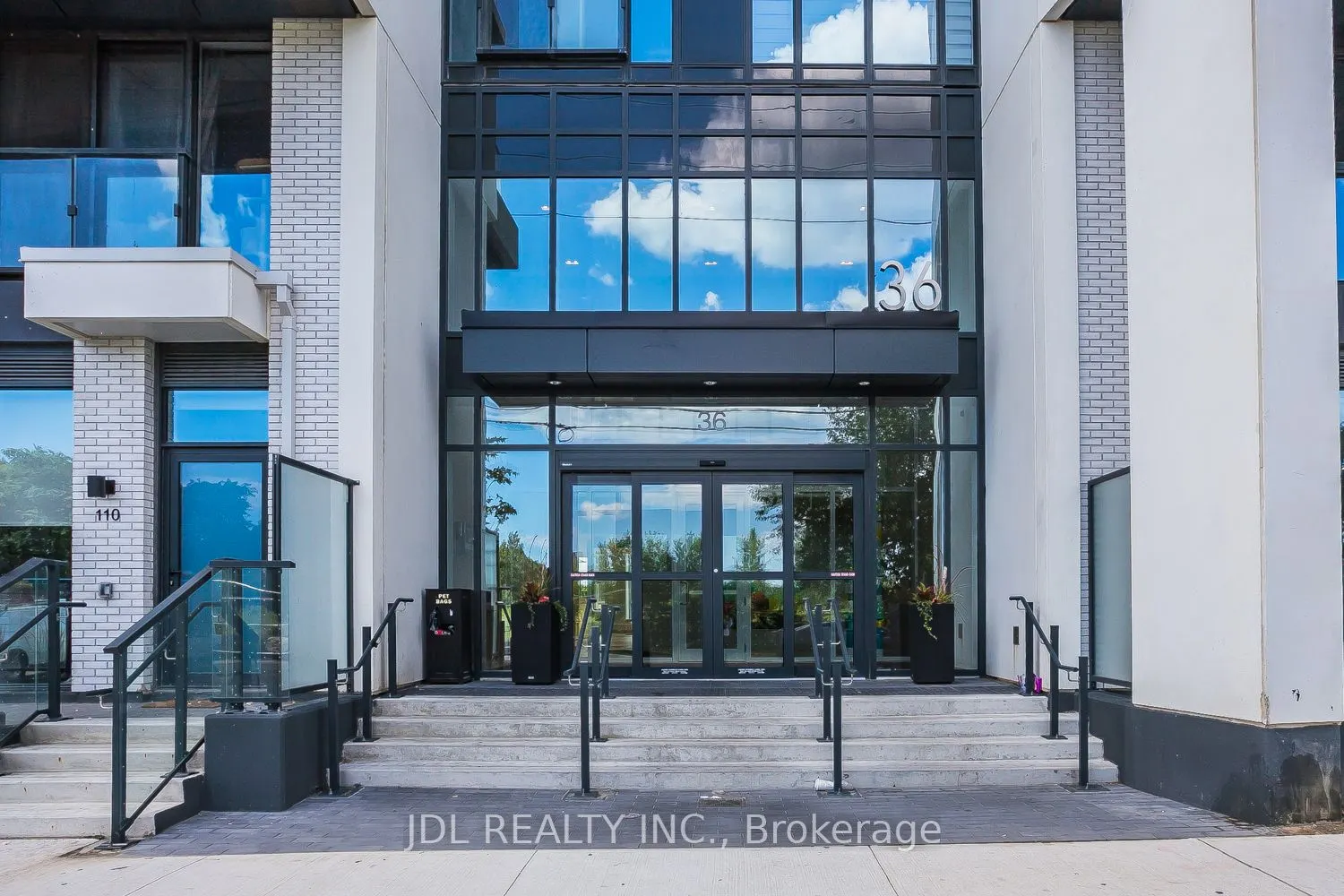 36 Zorra Street, #2809