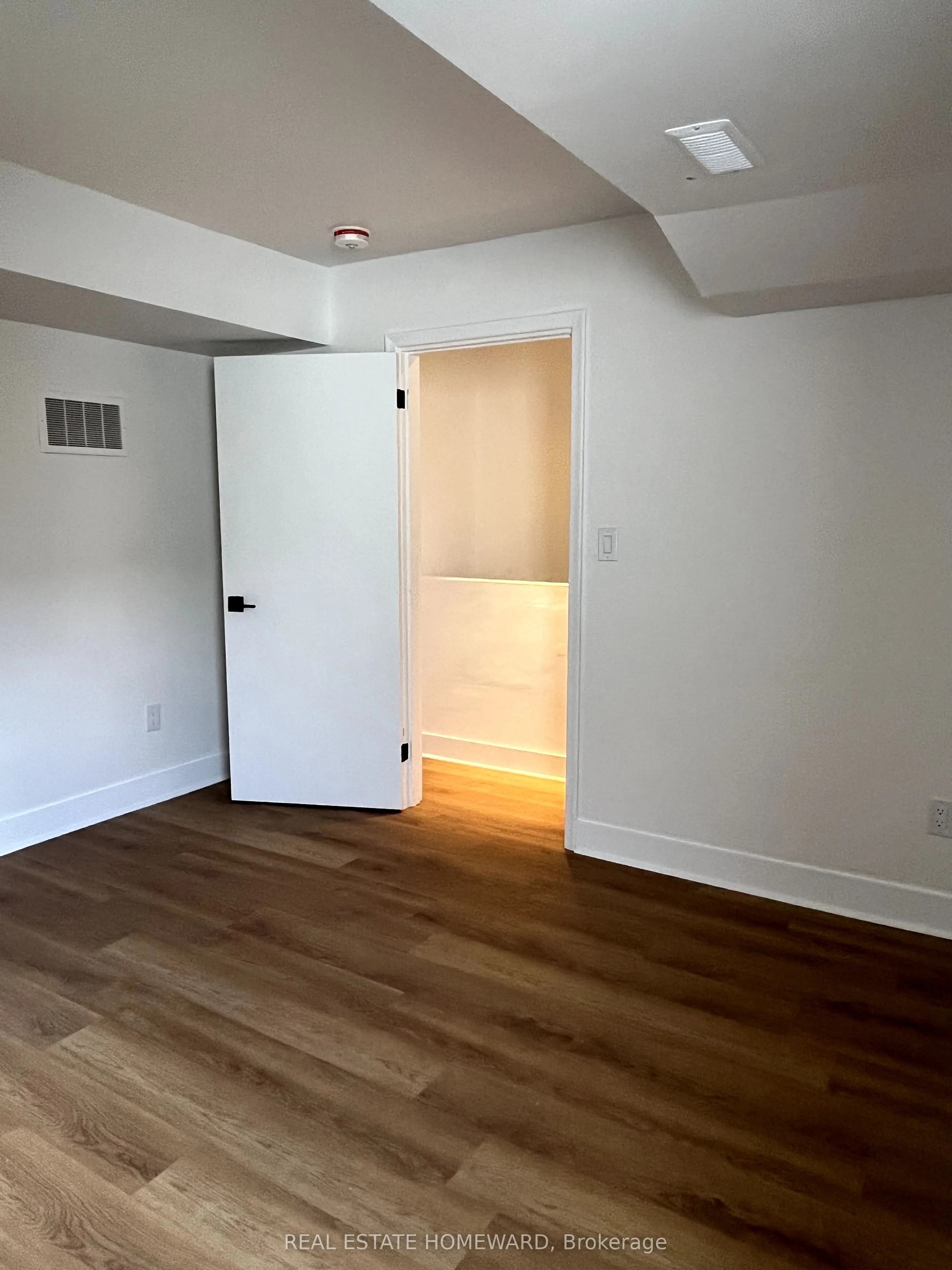 66 Melville Avenue, #UPPER