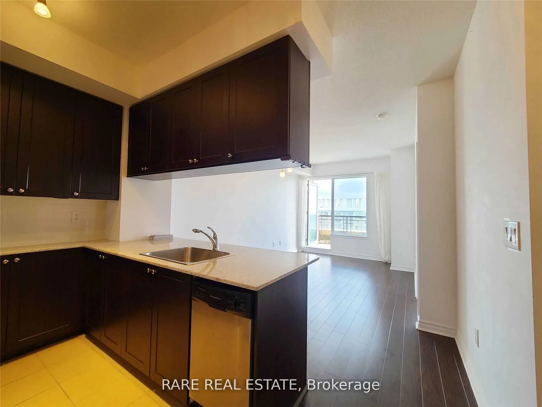 385 Prince Of Wales Drive, #3204