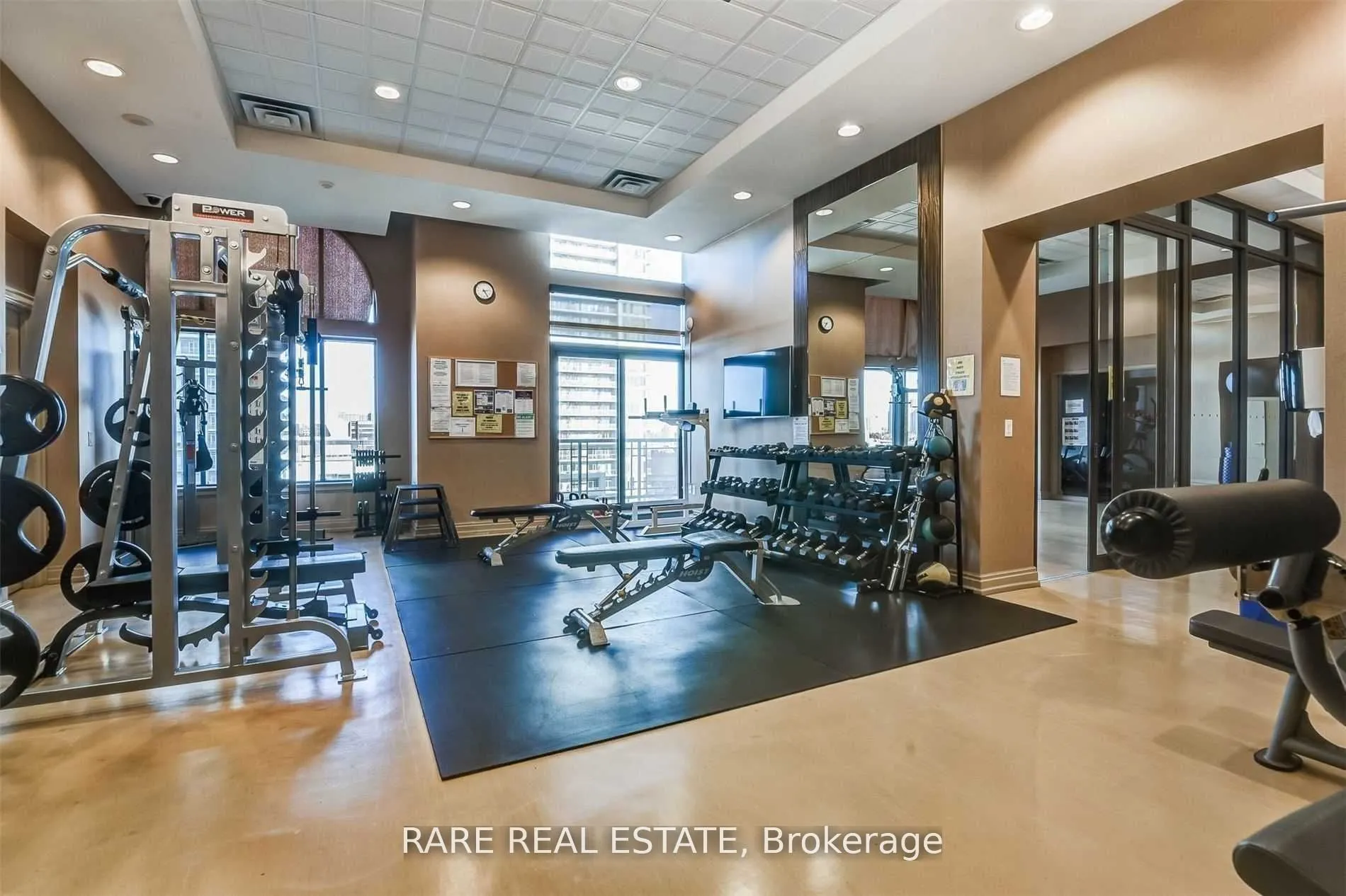 385 Prince Of Wales Drive, #3204