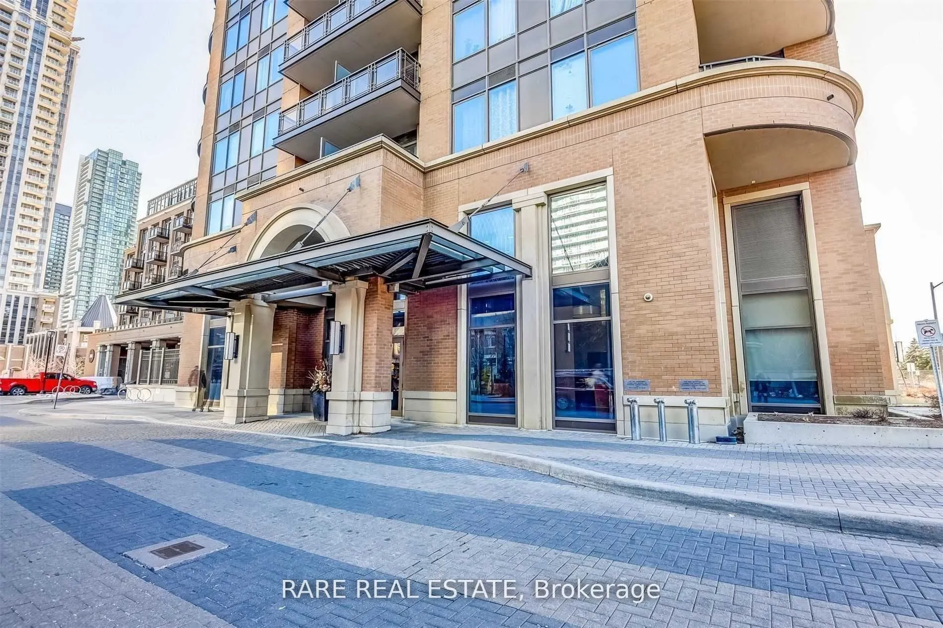 385 Prince Of Wales Drive, #3204