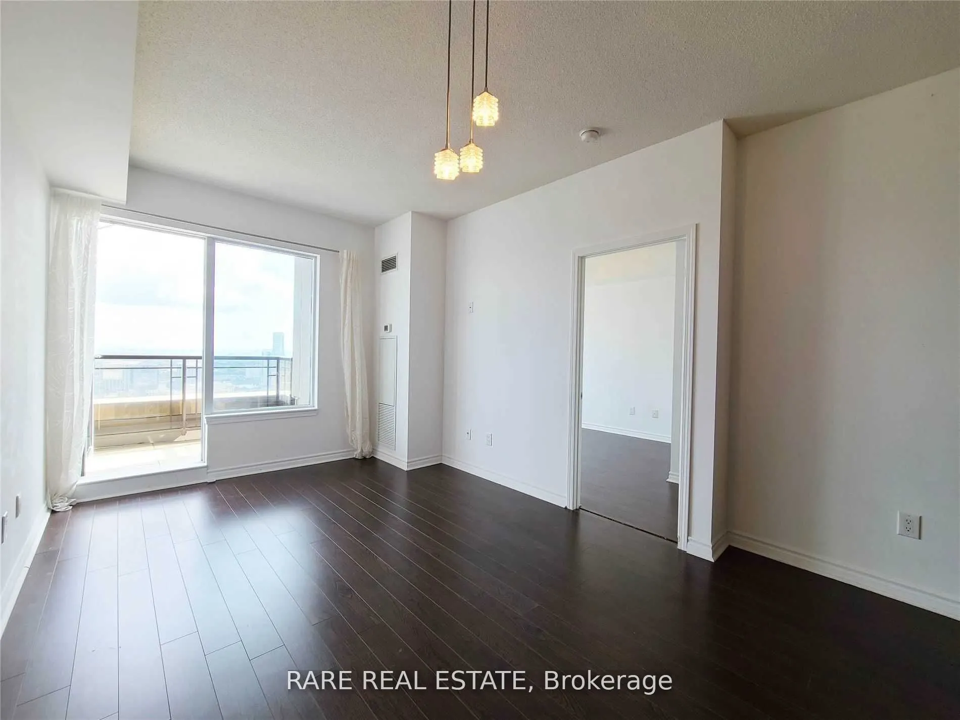 385 Prince Of Wales Drive, #3204