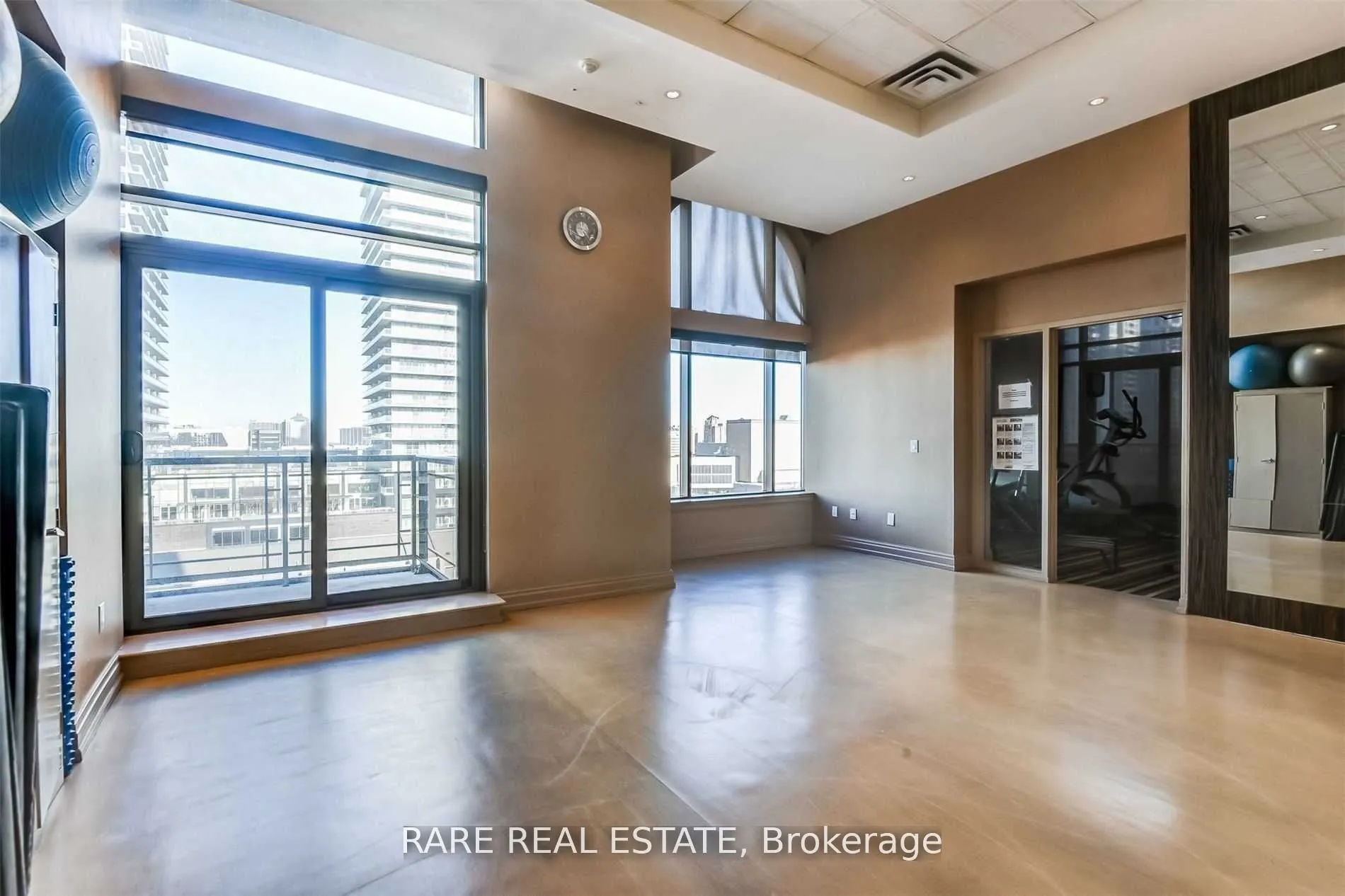 385 Prince Of Wales Drive, #3204