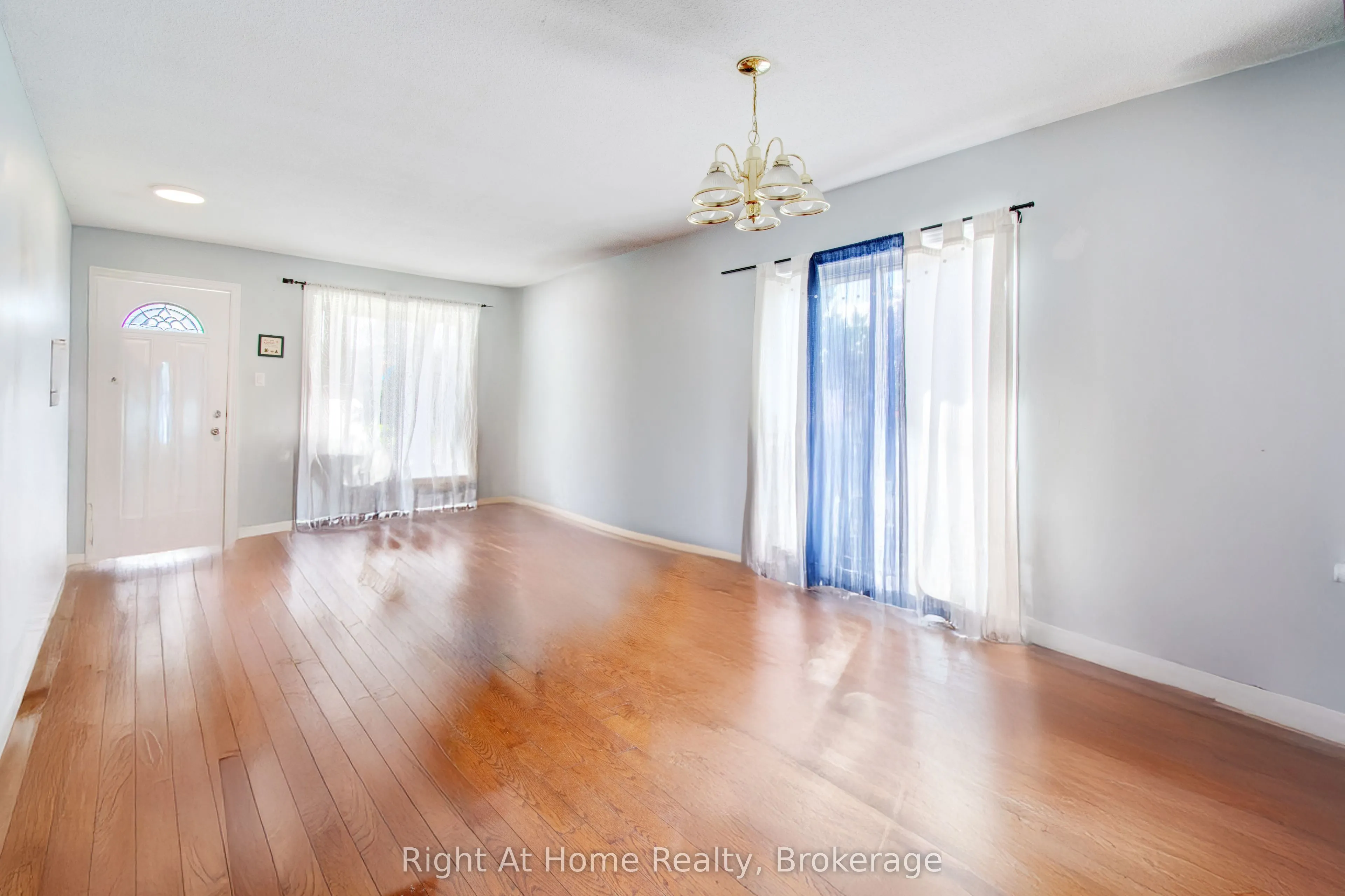63 Martindale Crescent