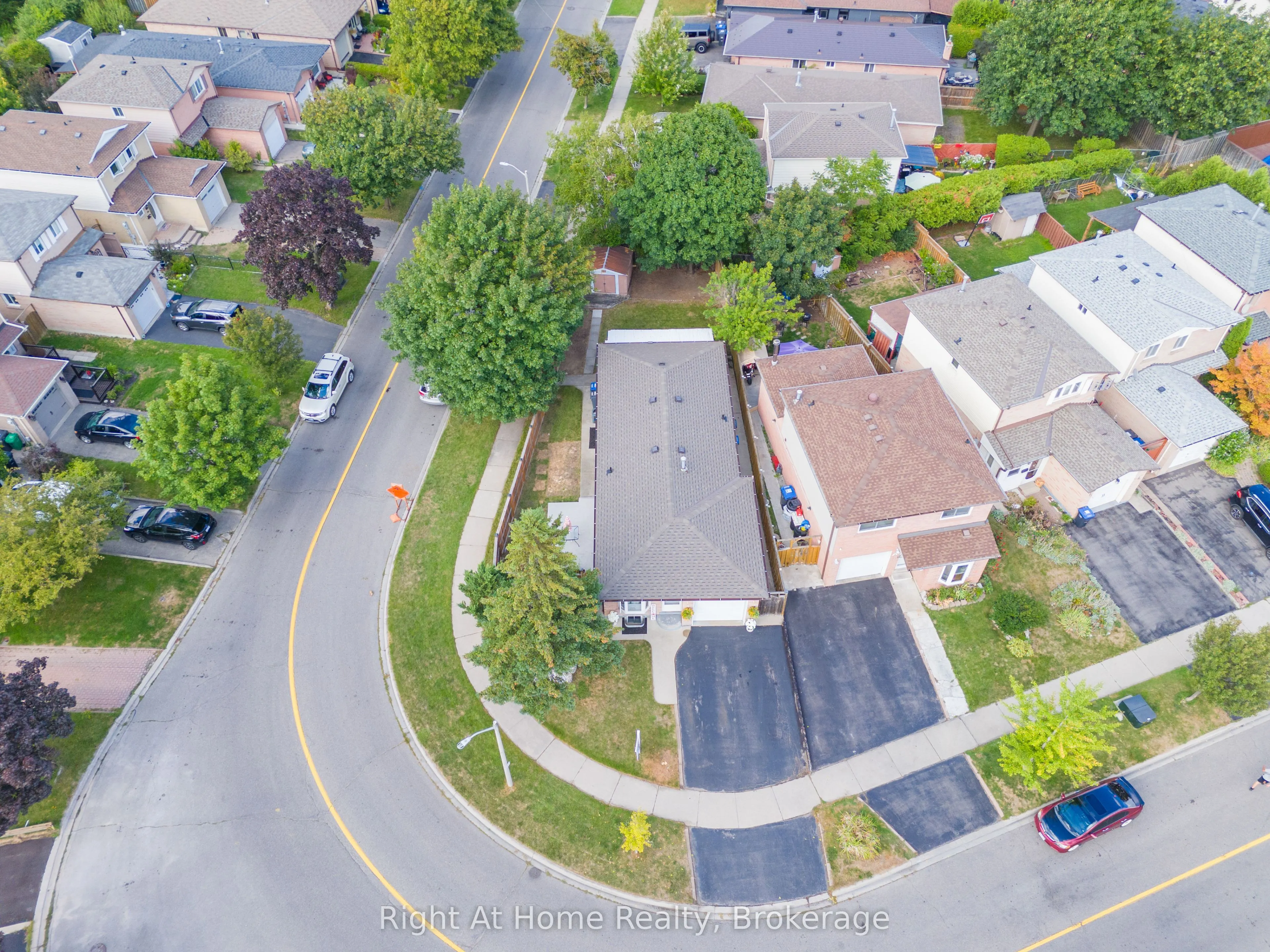 63 Martindale Crescent