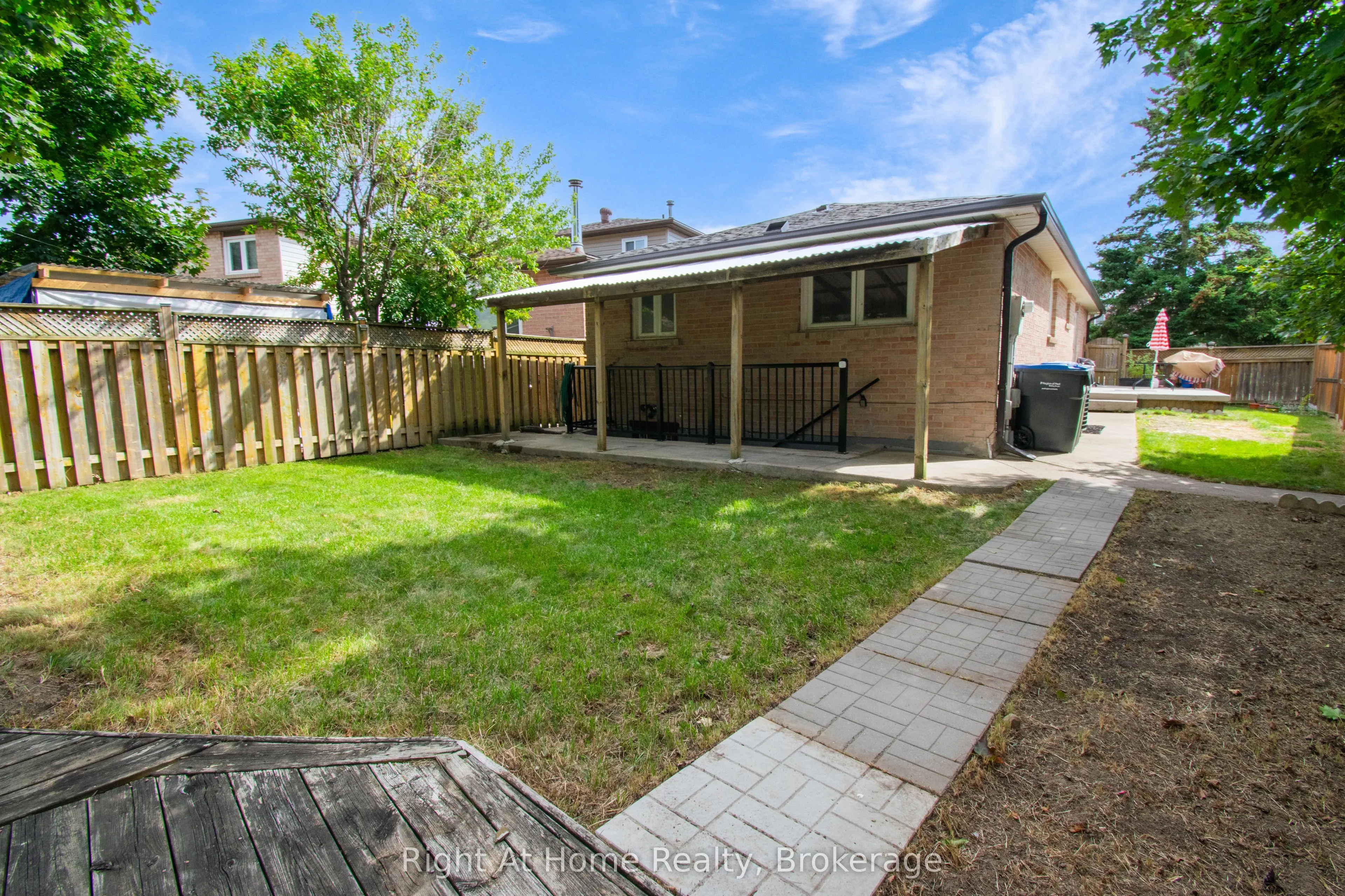 63 Martindale Crescent