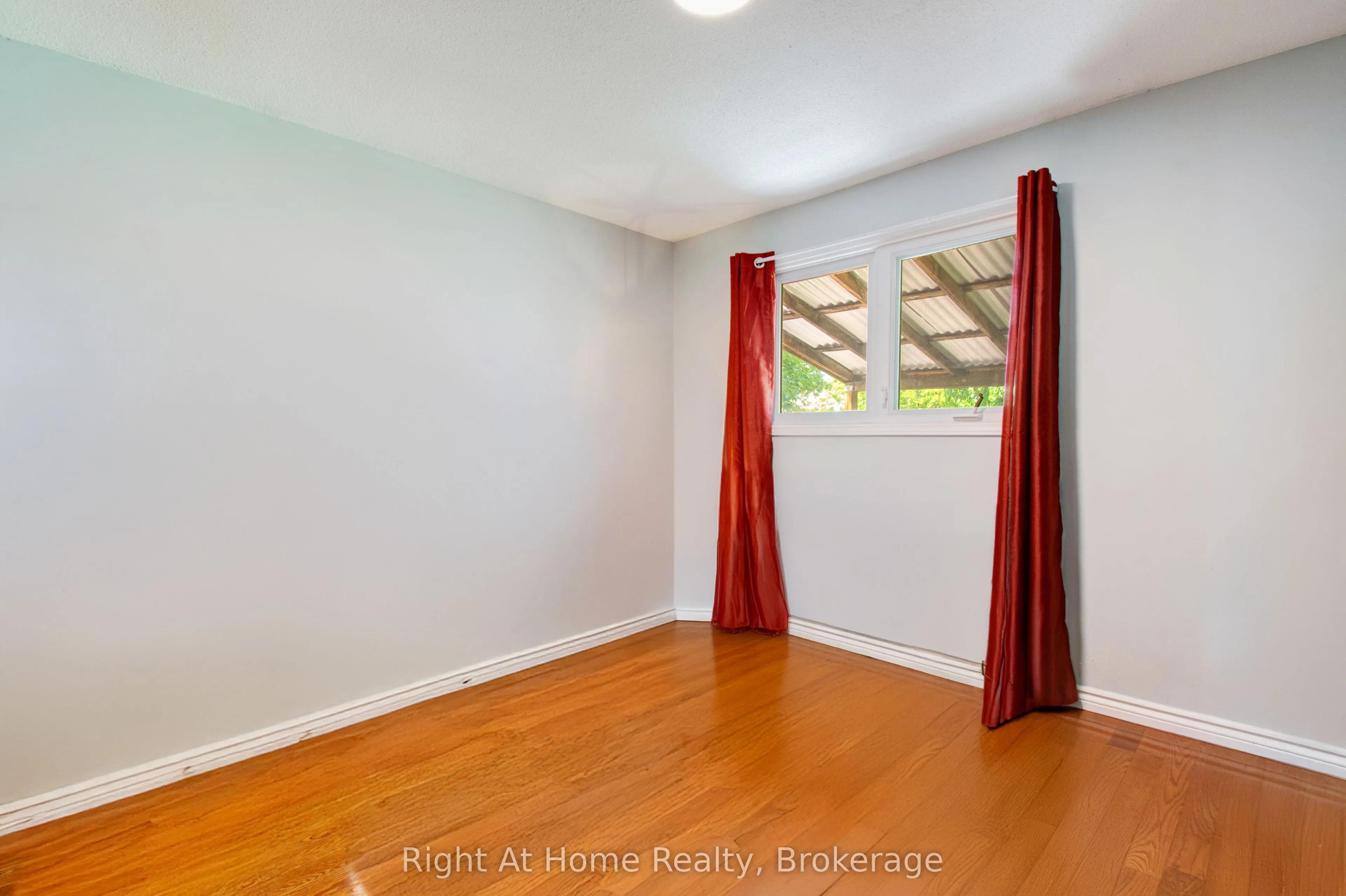 63 Martindale Crescent