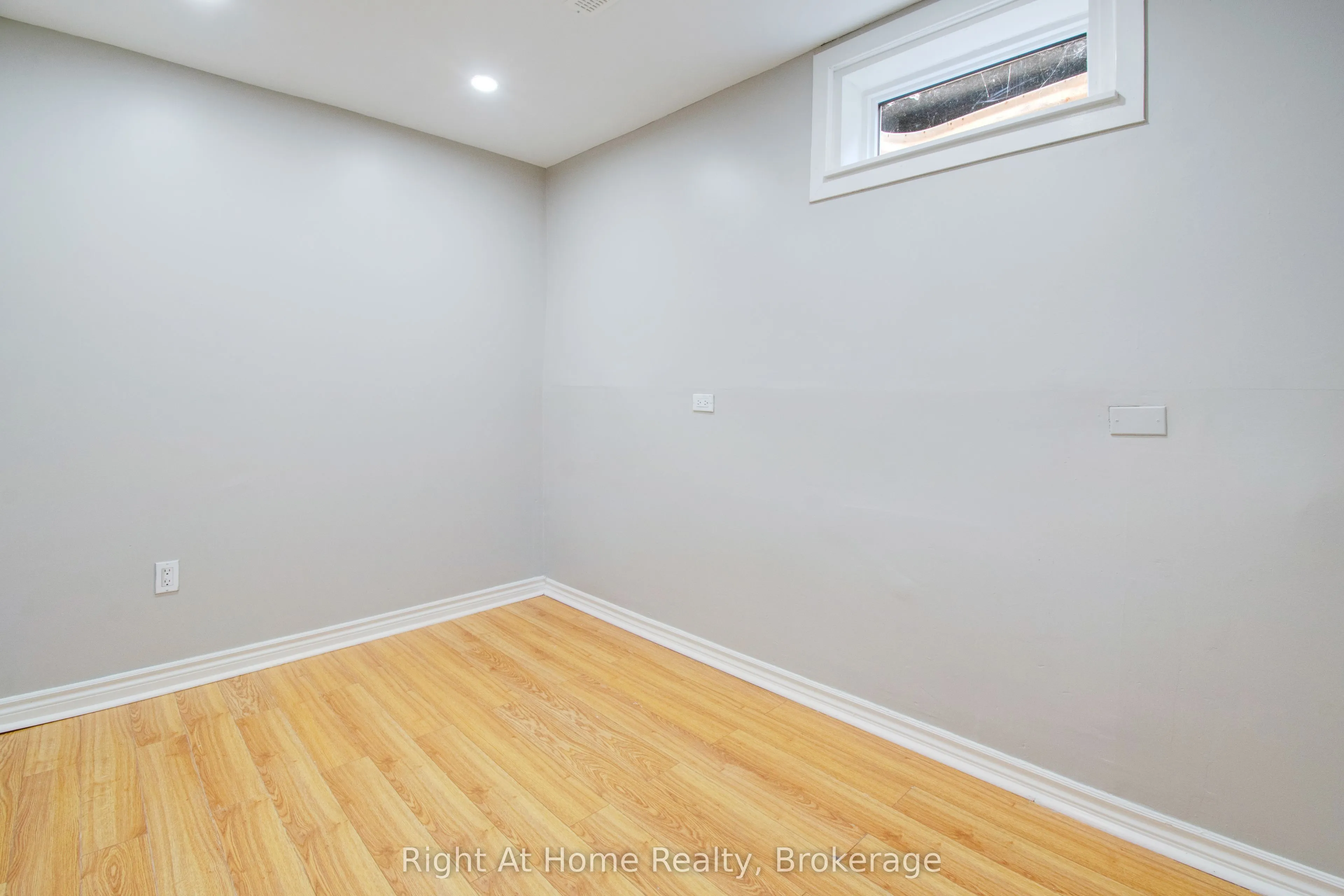 63 Martindale Crescent