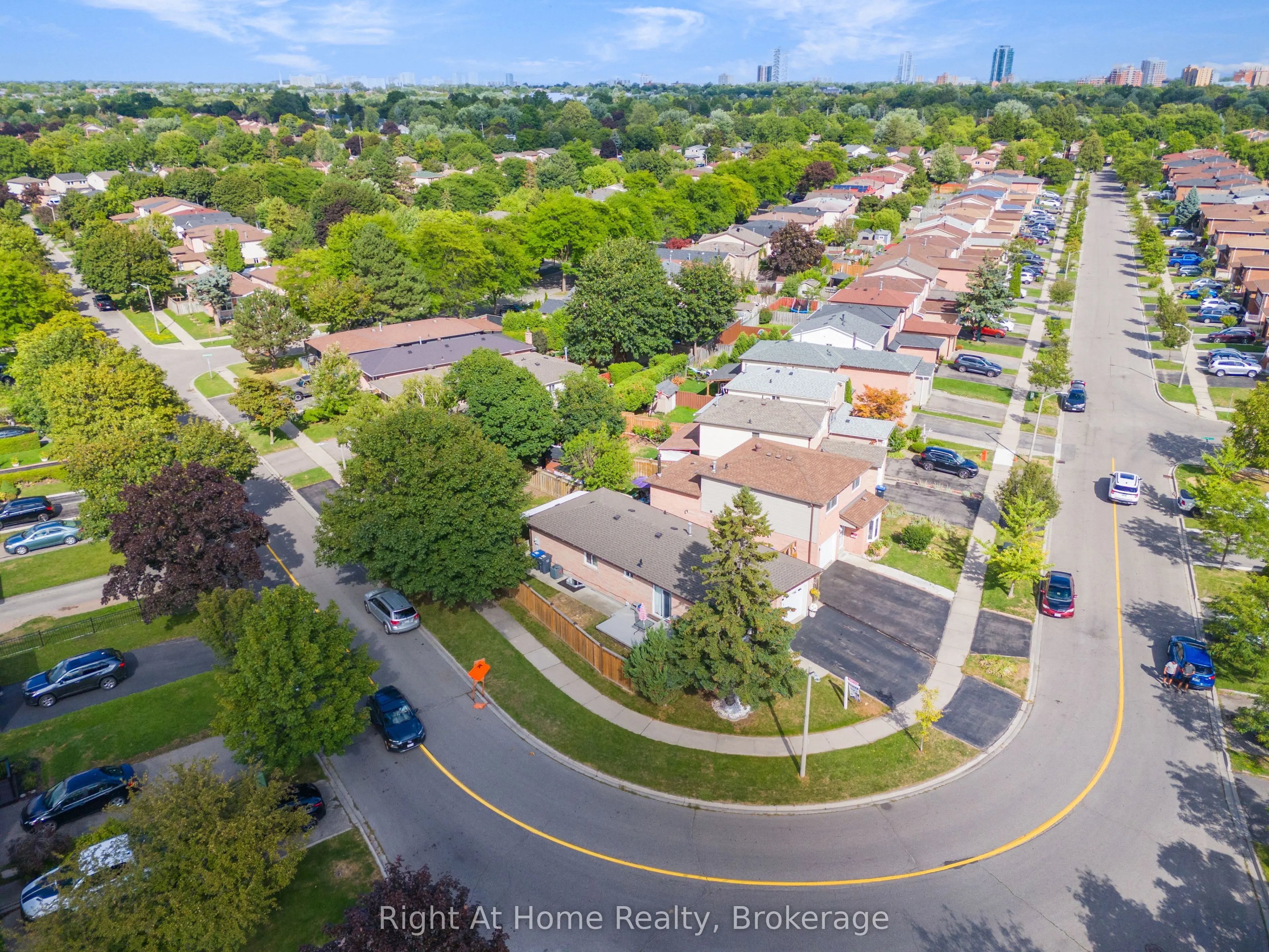 63 Martindale Crescent