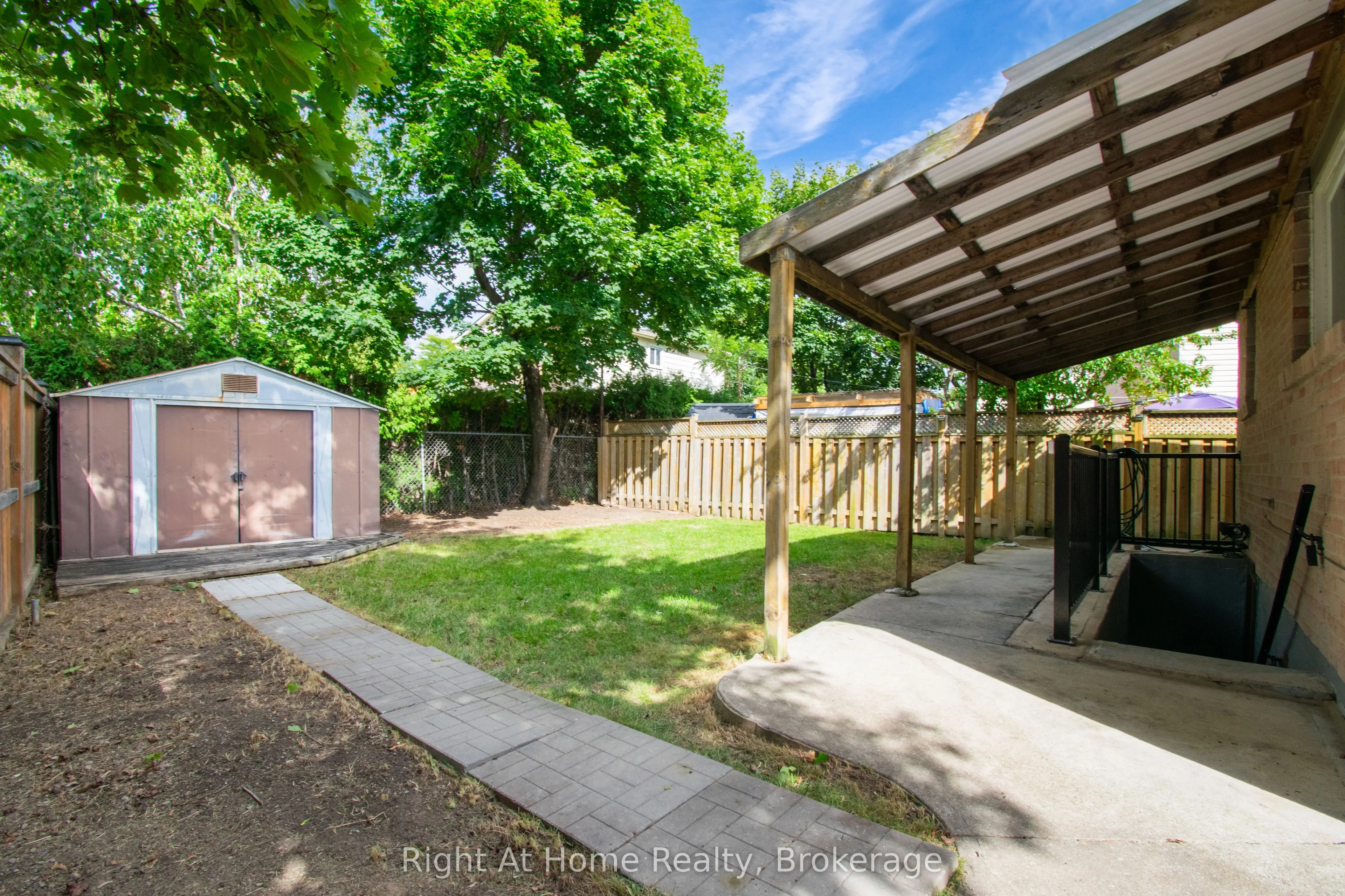 63 Martindale Crescent
