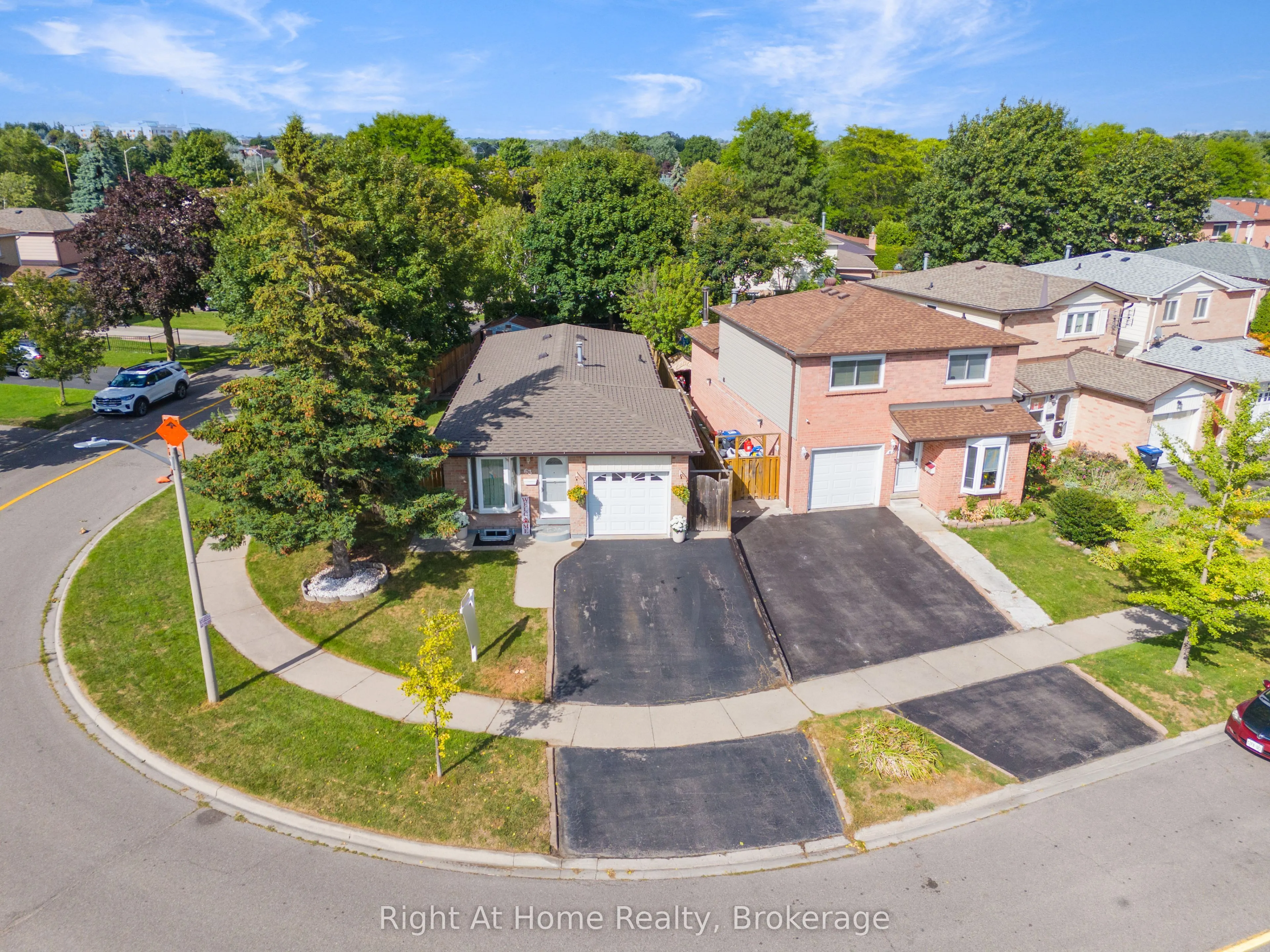 63 Martindale Crescent