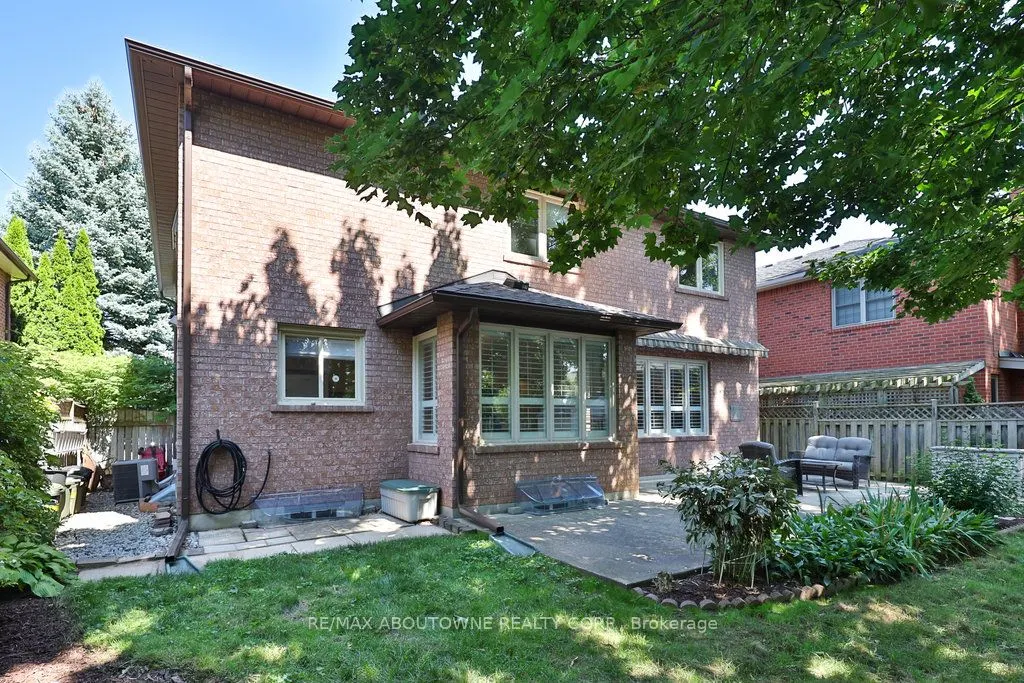 542 Hambling Court