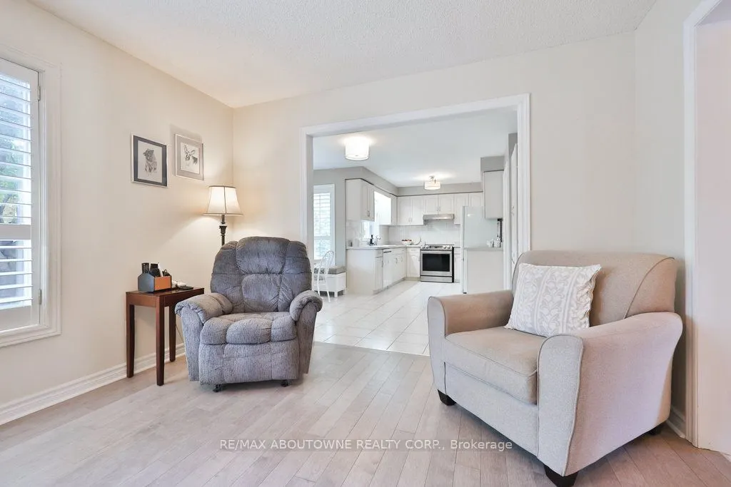 542 Hambling Court