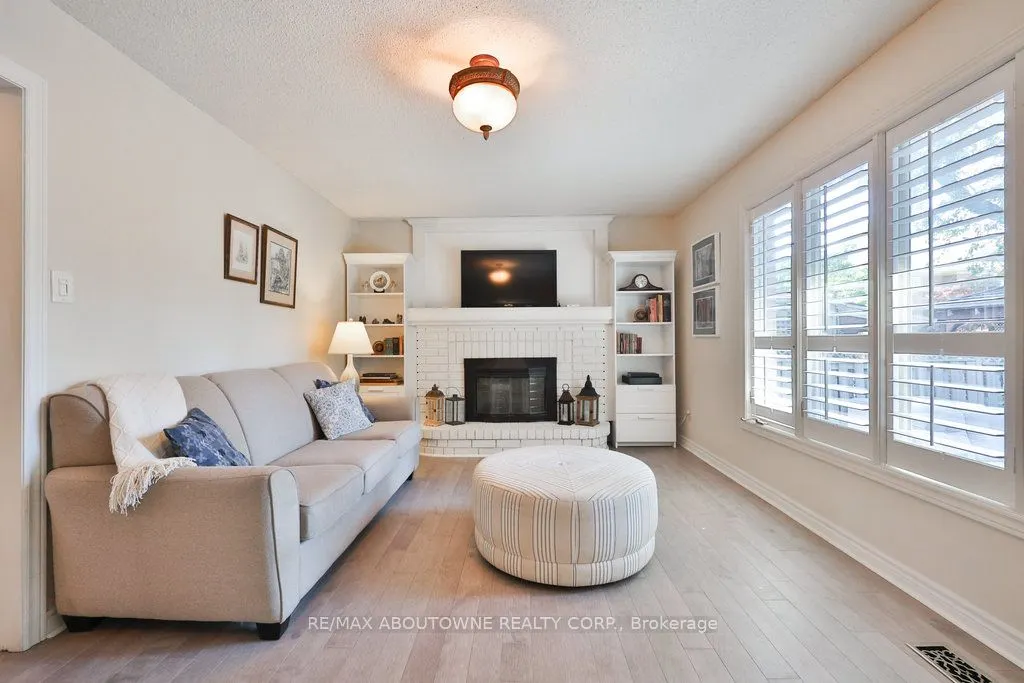 542 Hambling Court