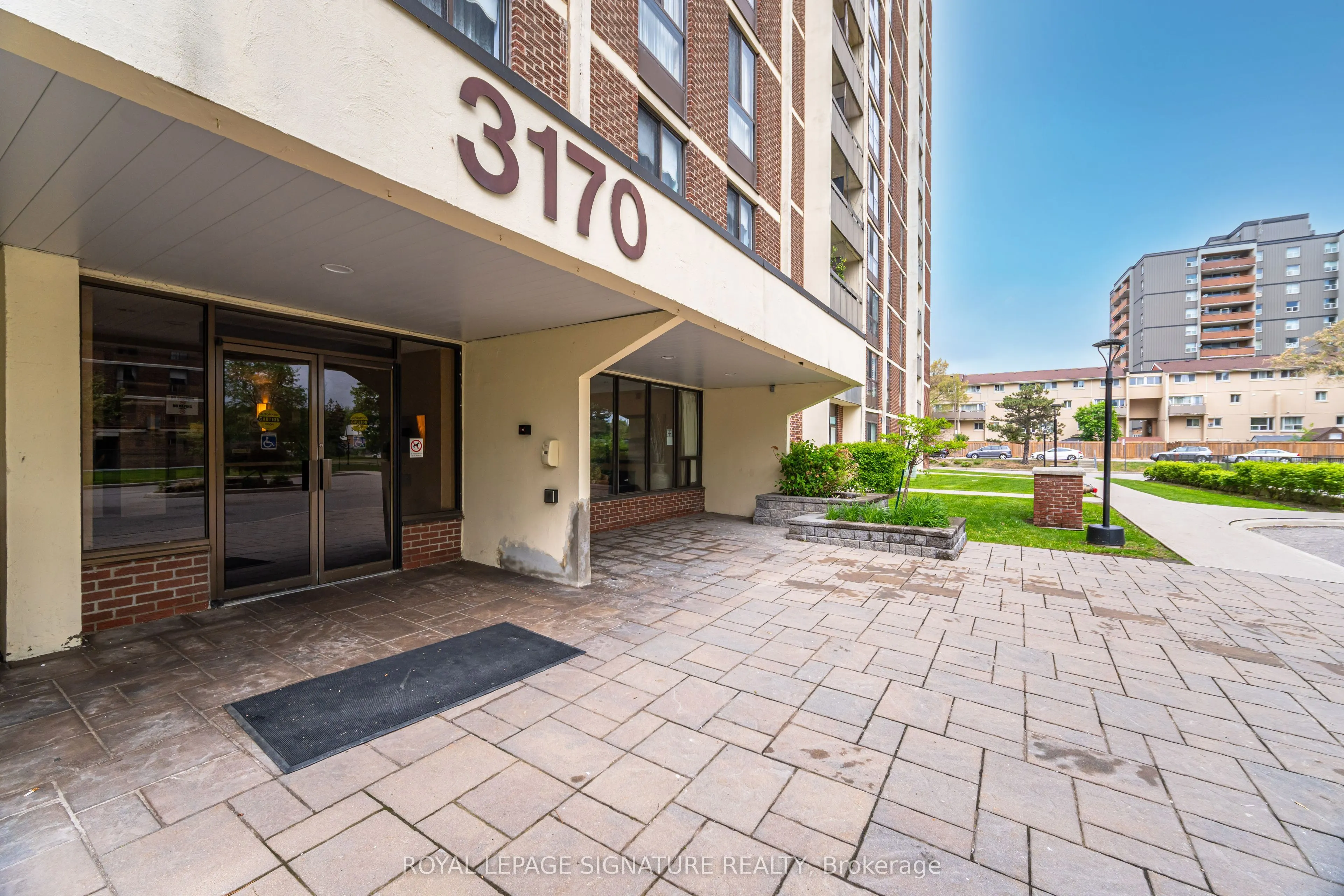 3170 Kirwin Avenue, #1003