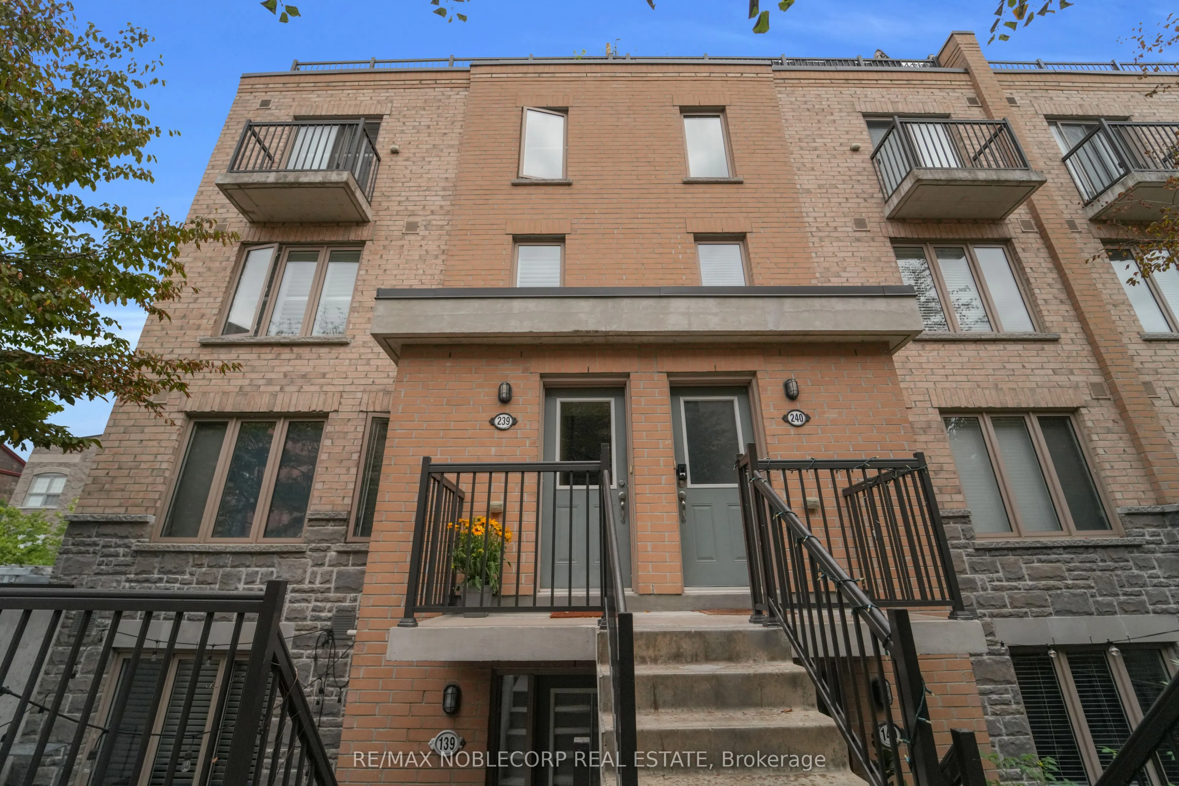13 Foundry Avenue, #239