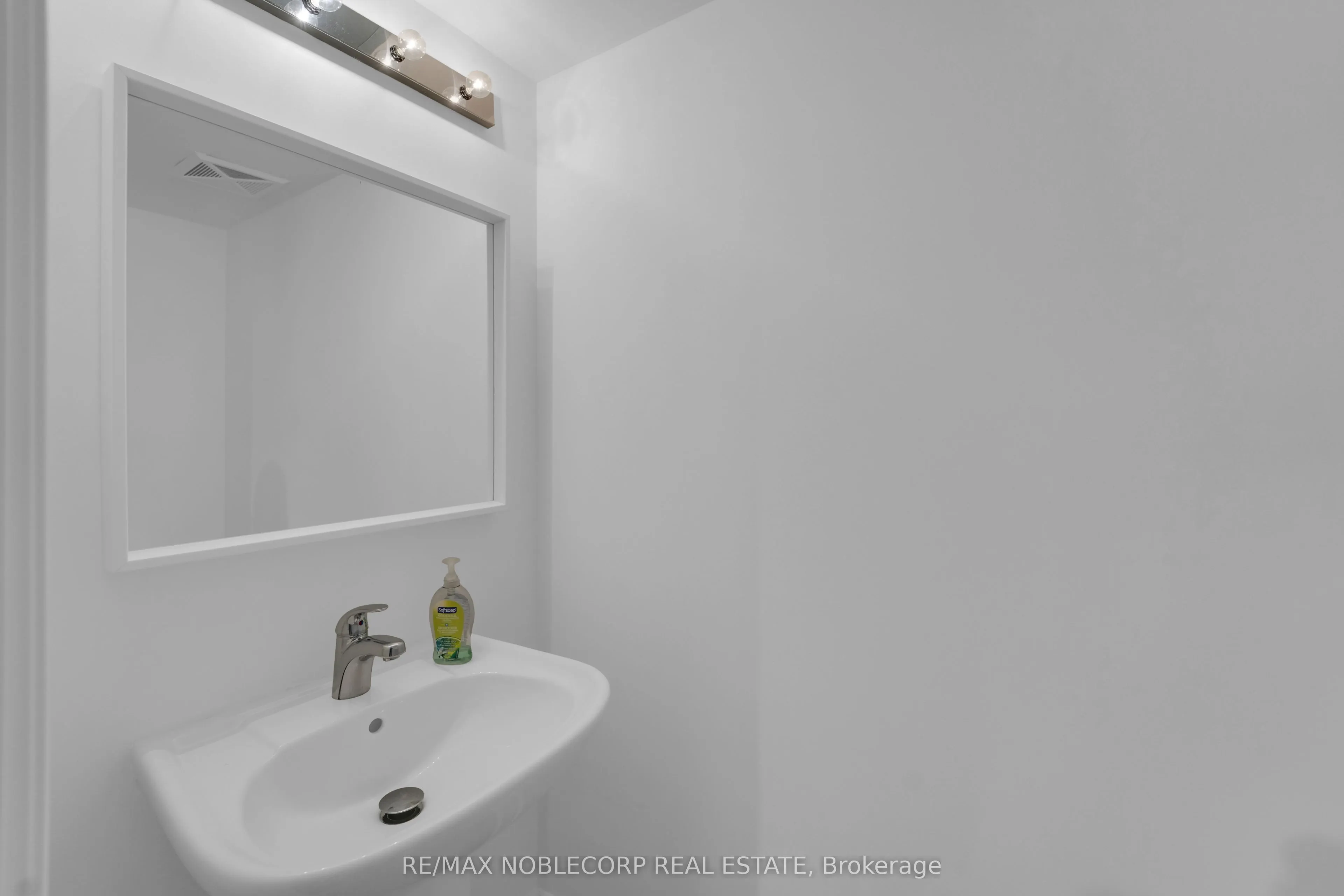 13 Foundry Avenue, #239