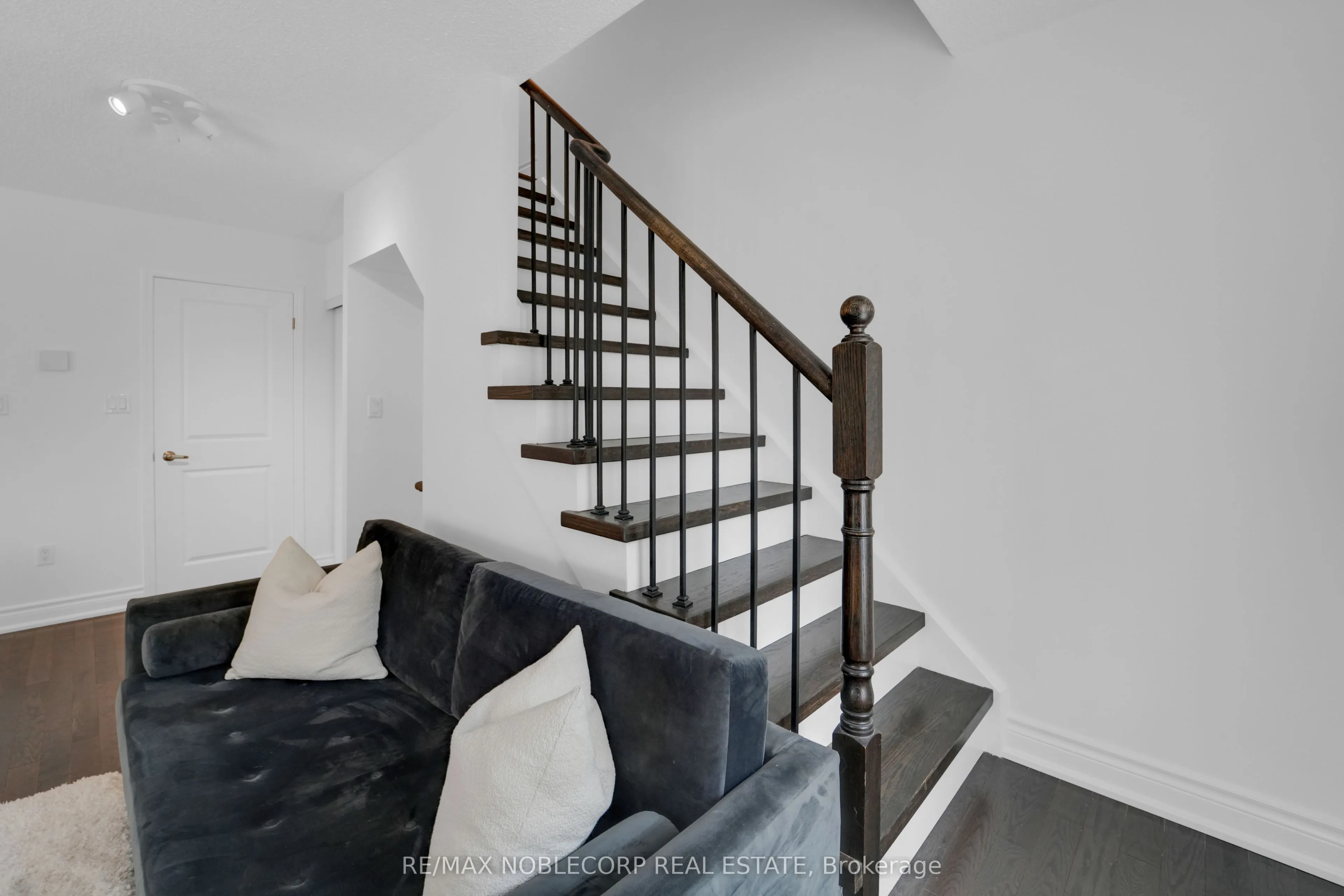 13 Foundry Avenue, #239