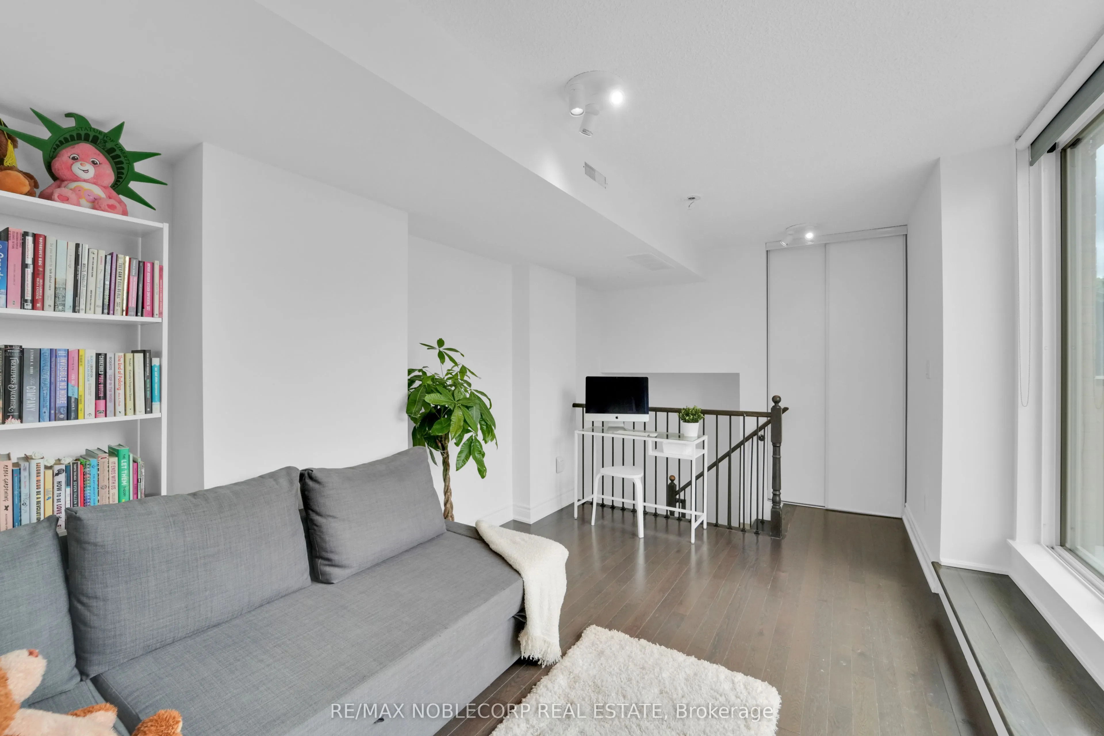 13 Foundry Avenue, #239