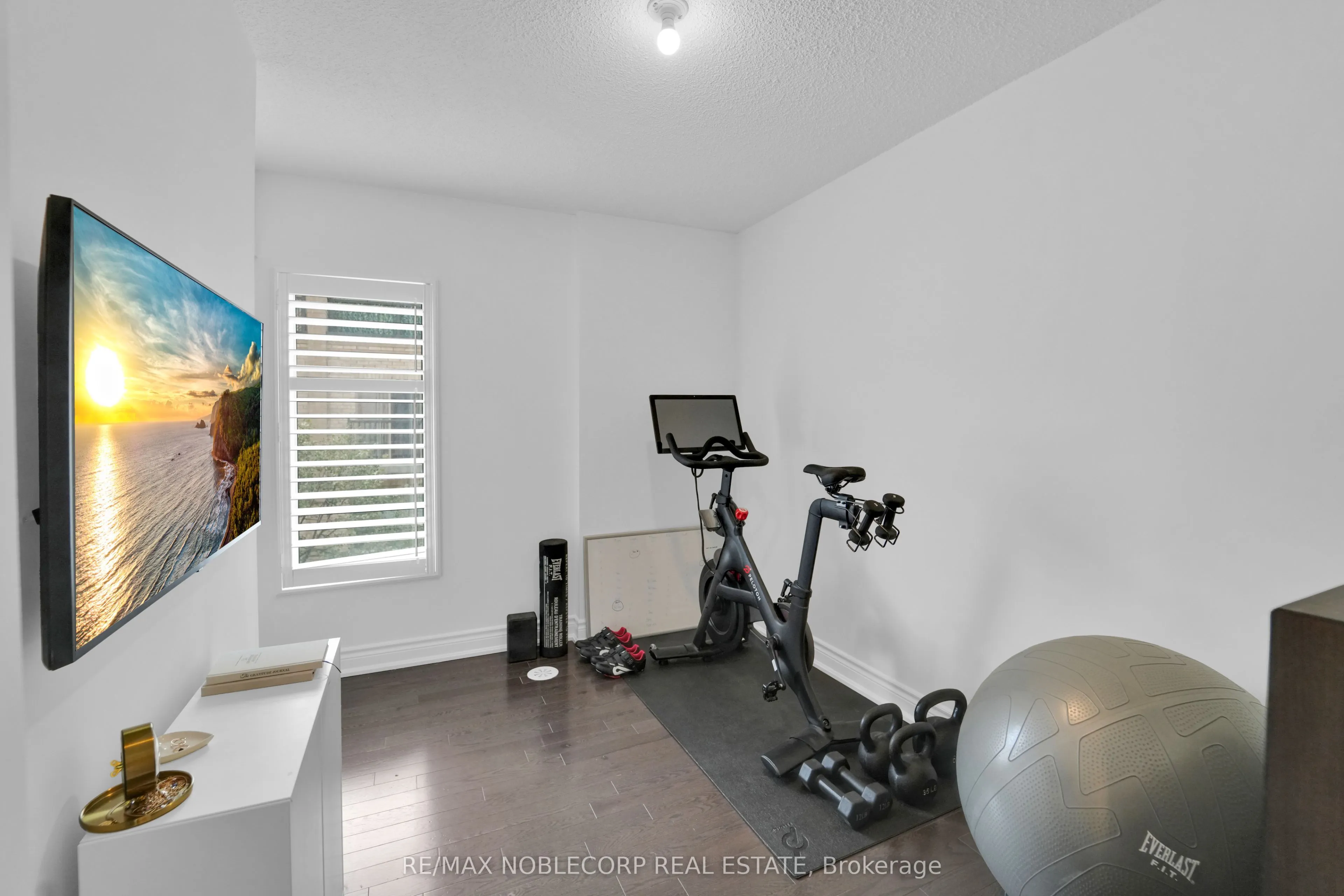 13 Foundry Avenue, #239