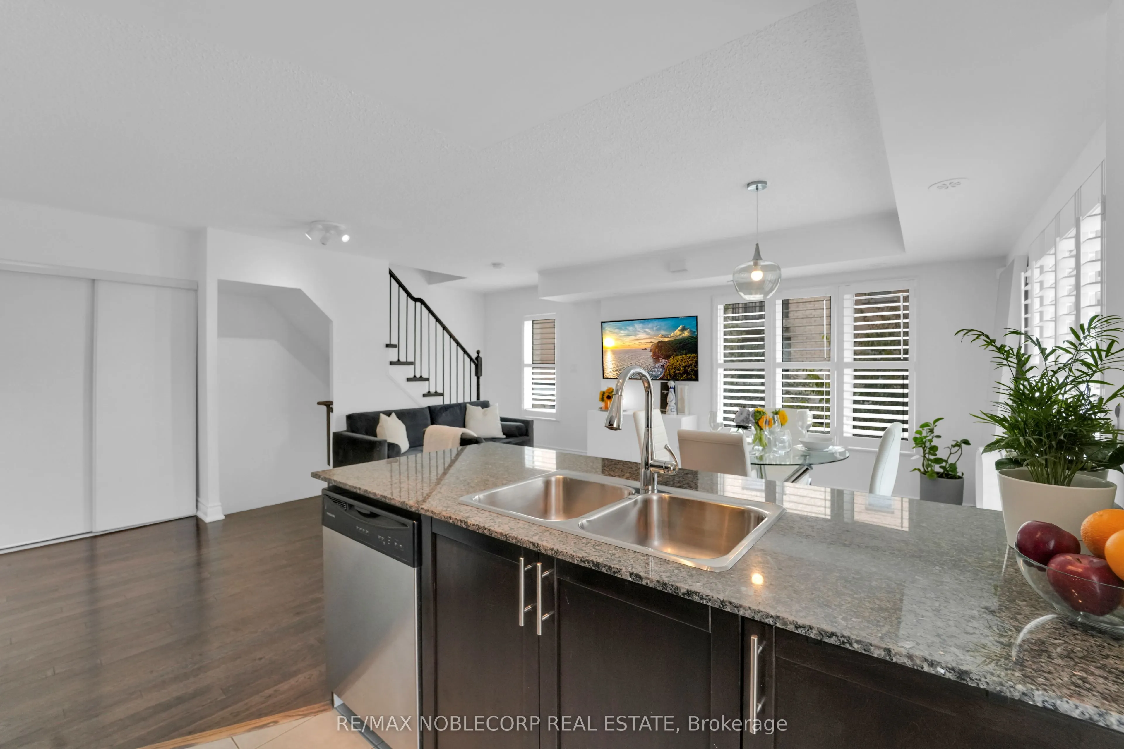 13 Foundry Avenue, #239